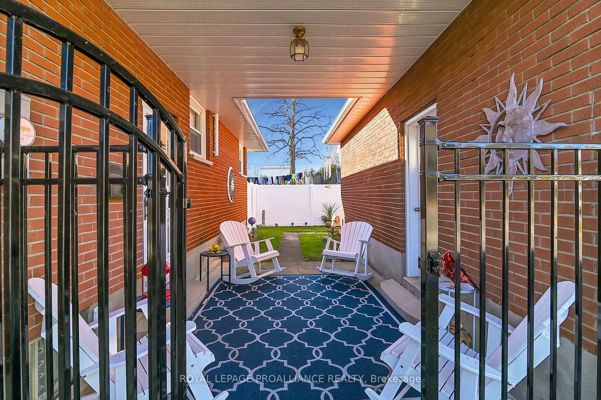 Photo 22 of 419 St Lawrence Street, Prescott — HOMEH