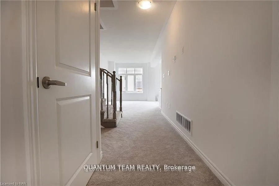 Photo 18 of 7403 Sandy Ridge Common, Niagara Falls, Oldfield — HOMEH