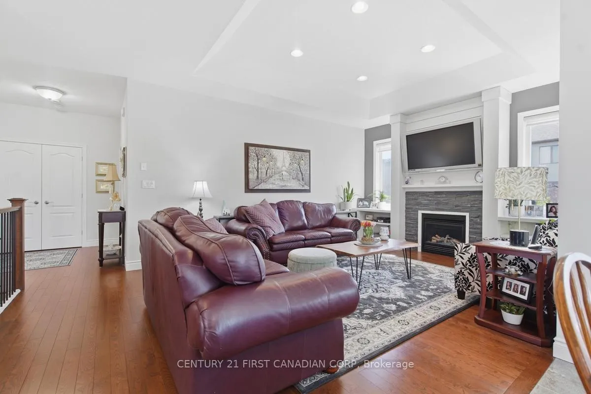 Photo 19 of 2035 Coronation Drive, London, North E — HOMEH