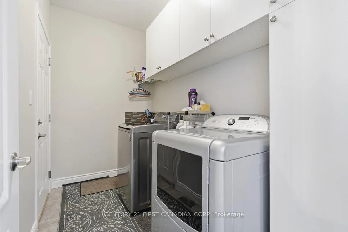 Photo 31 of 2035 Coronation Drive, London, North E — HOMEH