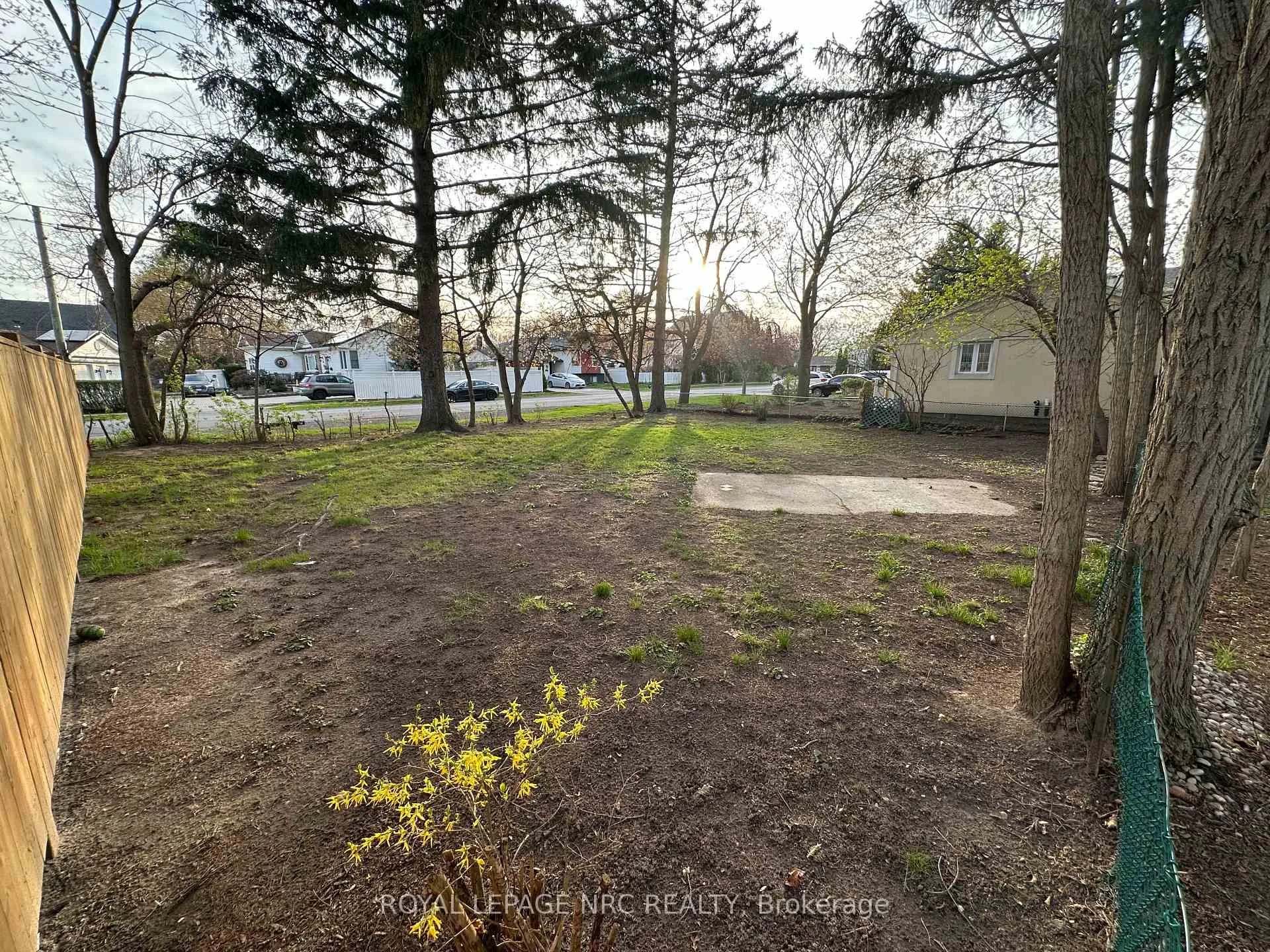 Photo 5 of 2A Corbett Avenue, St. Catharines, Port Dalhousie — HOMEH