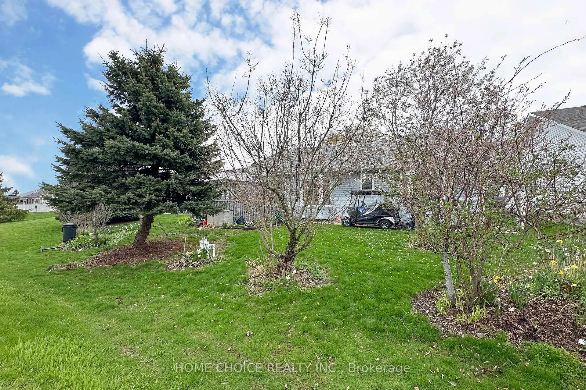 Photo 23 of 27 Niagara Trail, Clarington, Bowmanville — HOMEH