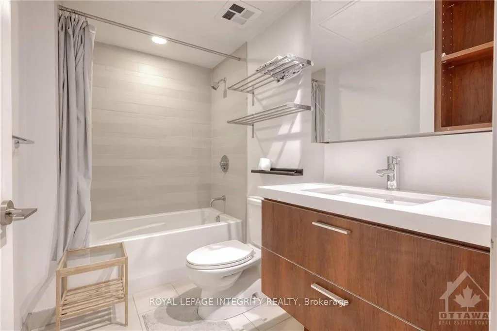 Photo 6 of Unit 113, 340 Mcleod Street, Ottawa, Ottawa Centre — HOMEH