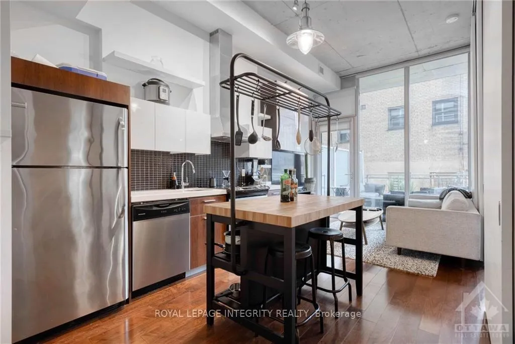 Photo 7 of Unit 113, 340 Mcleod Street, Ottawa, Ottawa Centre — HOMEH