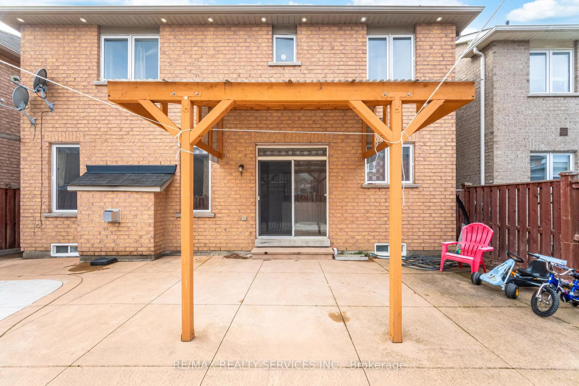 Photo 43 of 56 Iron Block Drive, Brampton, Northwest Sandalwood Parkway — HOMEH