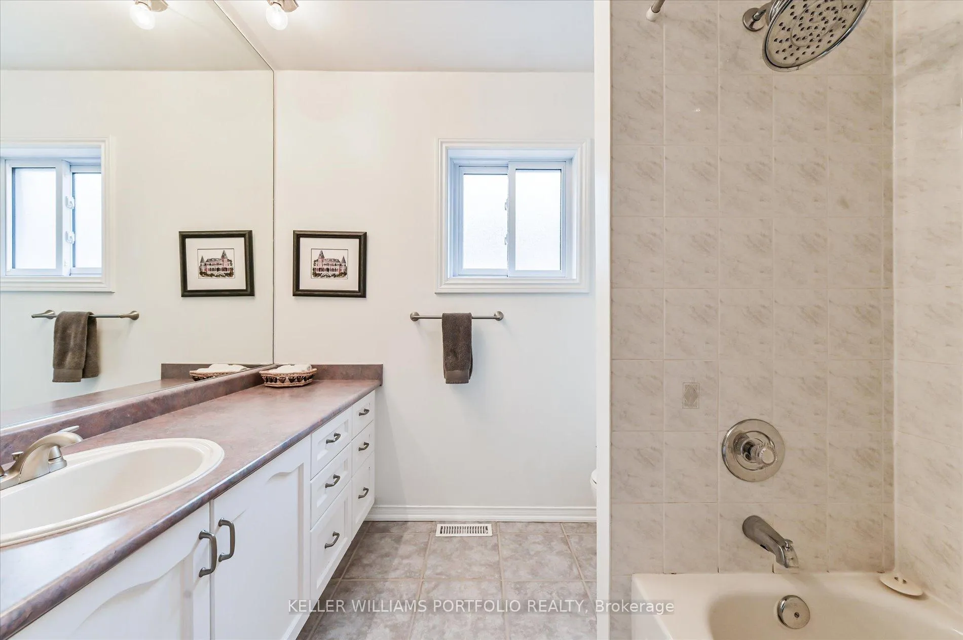 Photo 28 of 1785 Autumn Crescent, Pickering, Amberlea — HOMEH