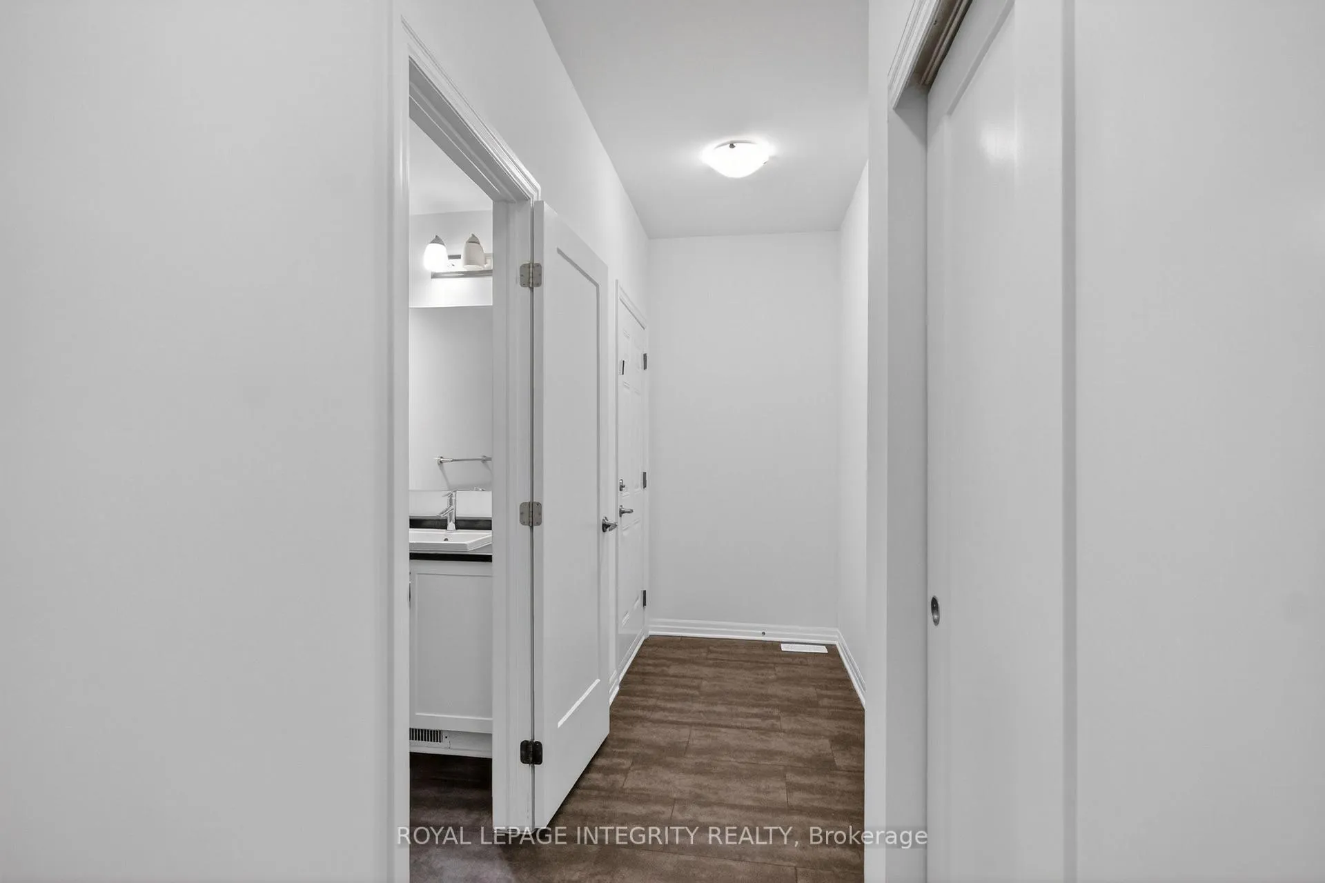 Photo 5 of 177 Fairweather Street, Ottawa, Leitrim — HOMEH