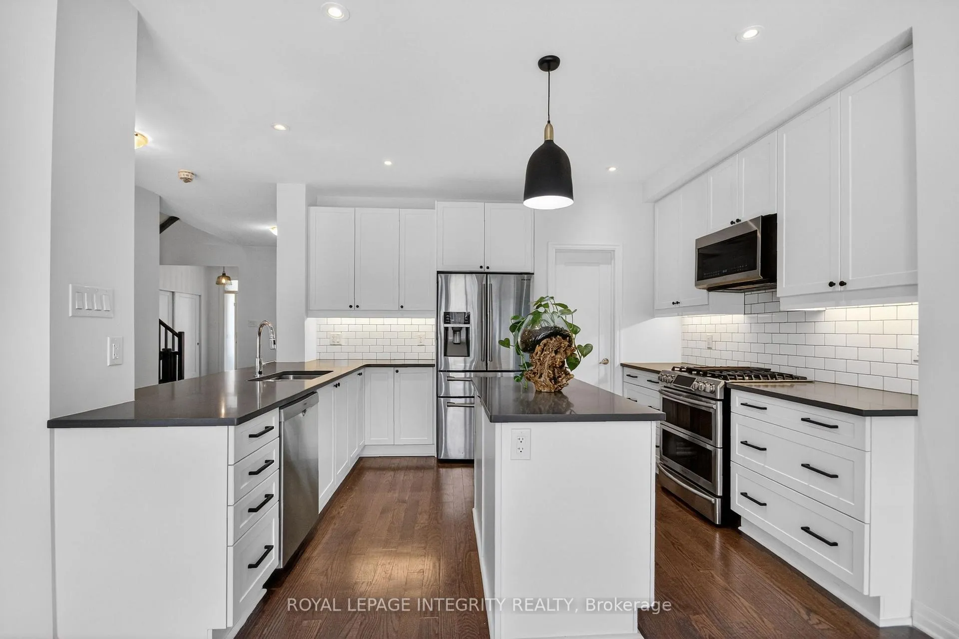 Photo 15 of 177 Fairweather Street, Ottawa, Leitrim — HOMEH