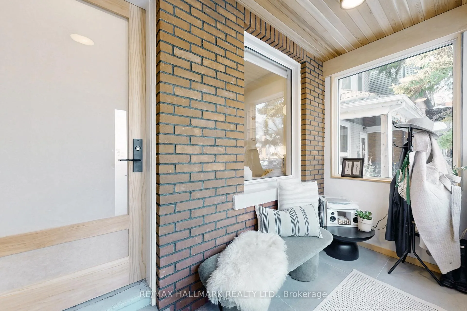 Photo 4 of 72 Hastings Avenue, Toronto, South Riverdale — HOMEH