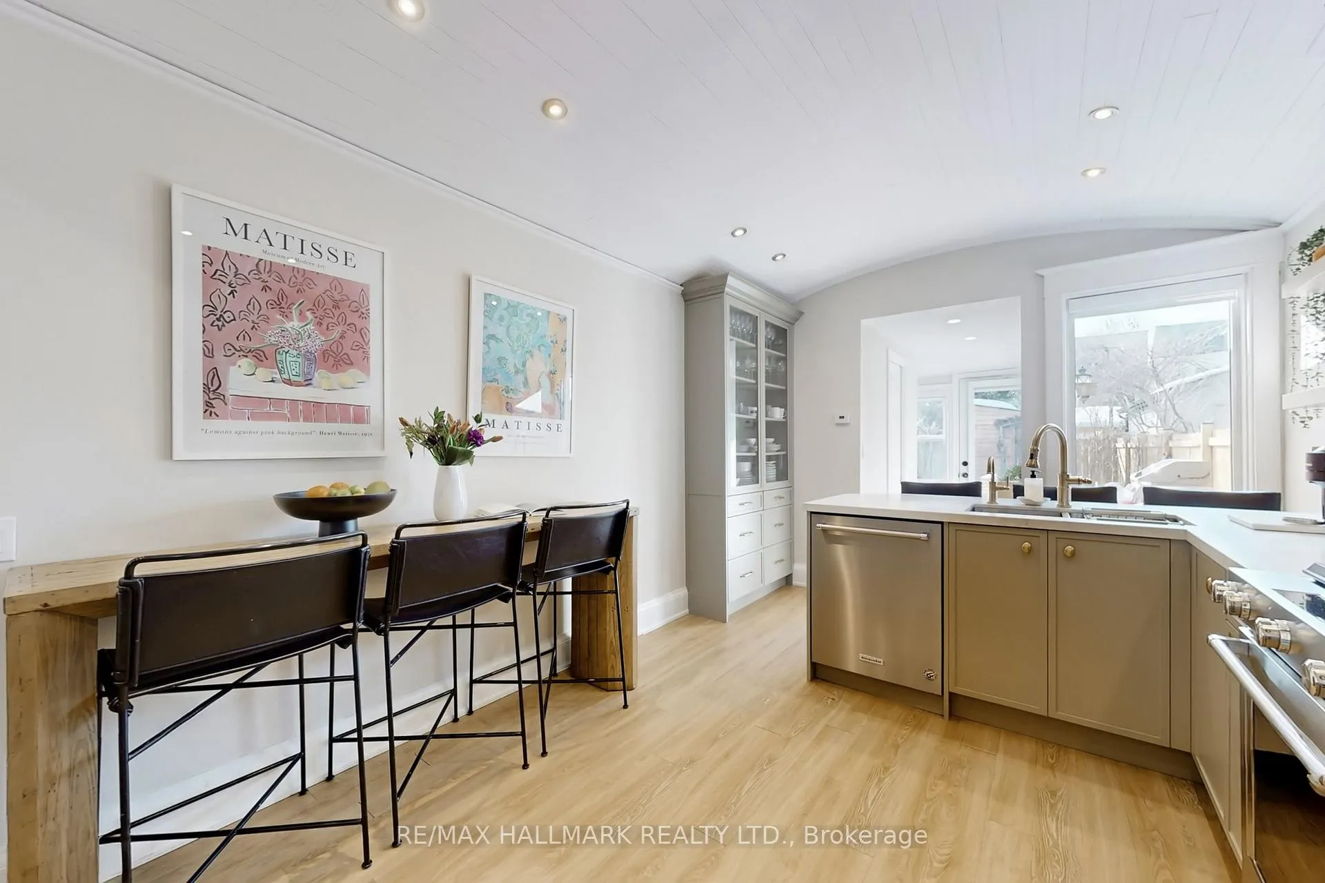 Photo 12 of 72 Hastings Avenue, Toronto, South Riverdale — HOMEH