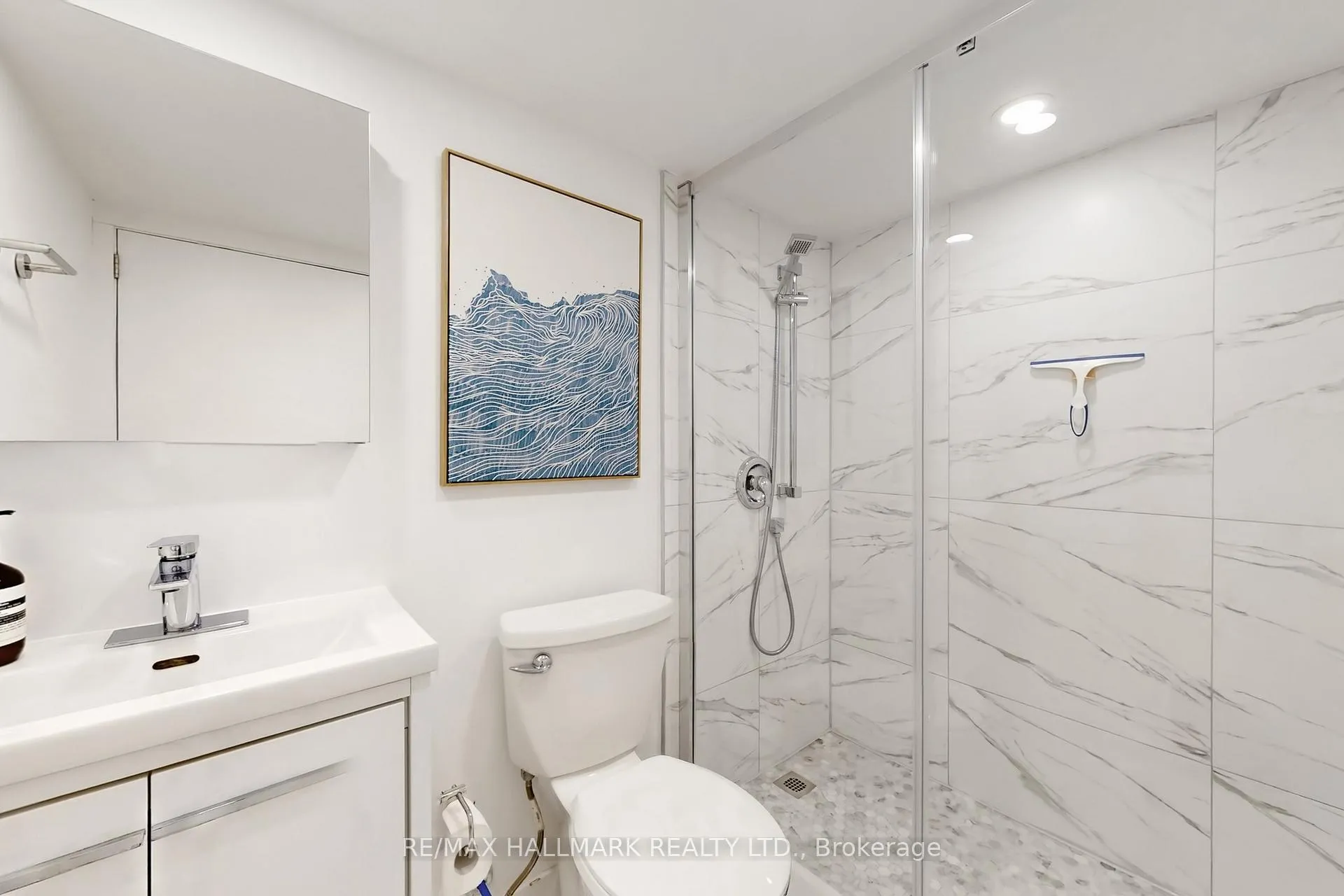 Photo 31 of 72 Hastings Avenue, Toronto, South Riverdale — HOMEH