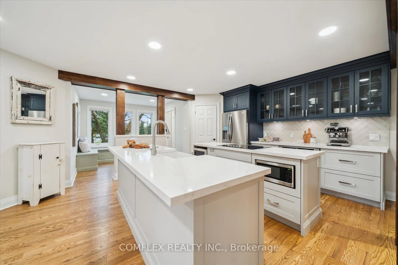 Photo 13 of 2 Taunus Court, Clarington, Rural Clarington — HOMEH