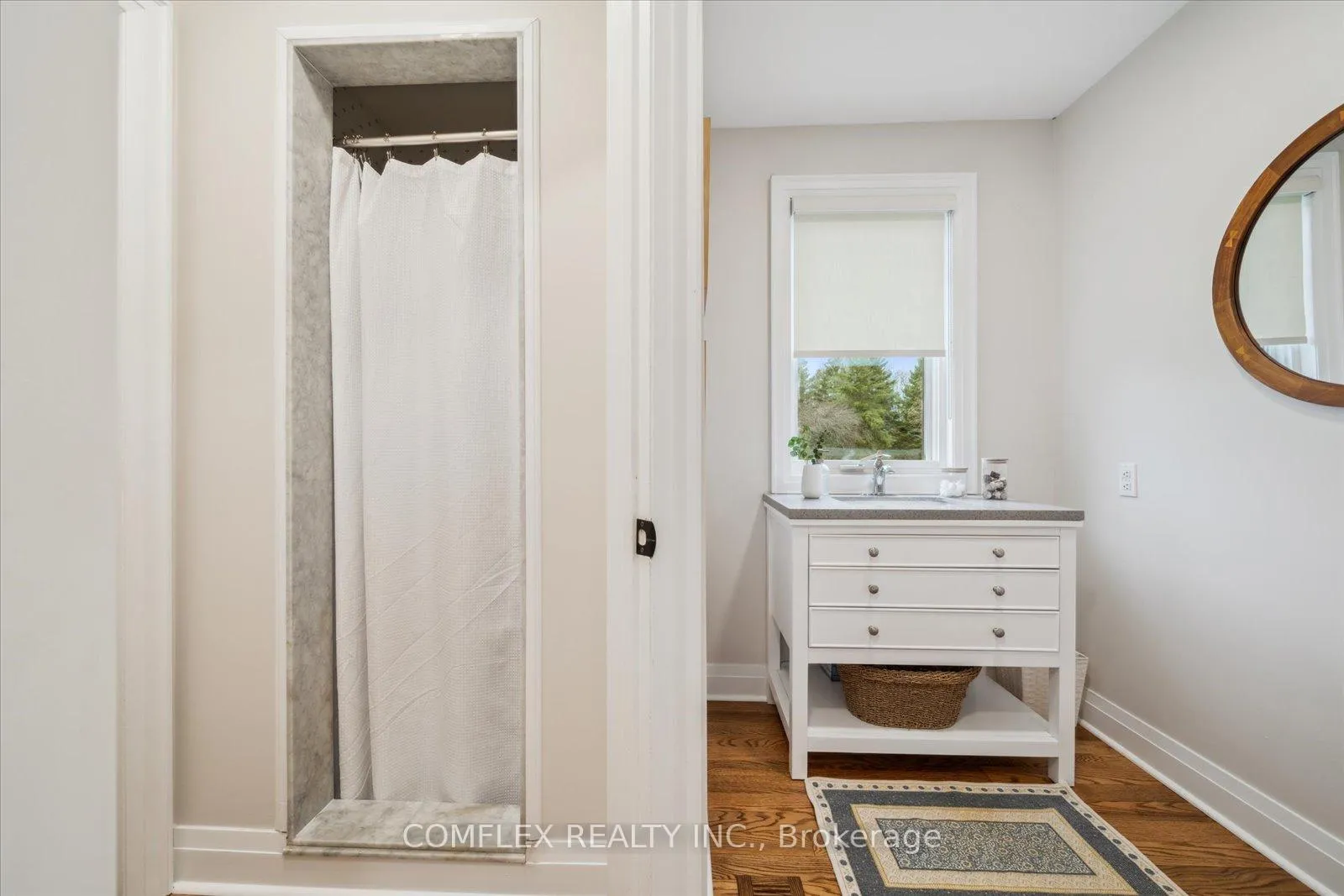 Photo 16 of 2 Taunus Court, Clarington, Rural Clarington — HOMEH