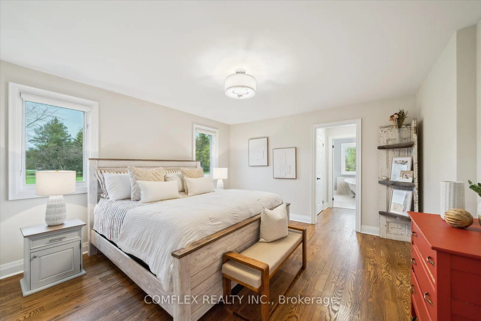 Photo 17 of 2 Taunus Court, Clarington, Rural Clarington — HOMEH