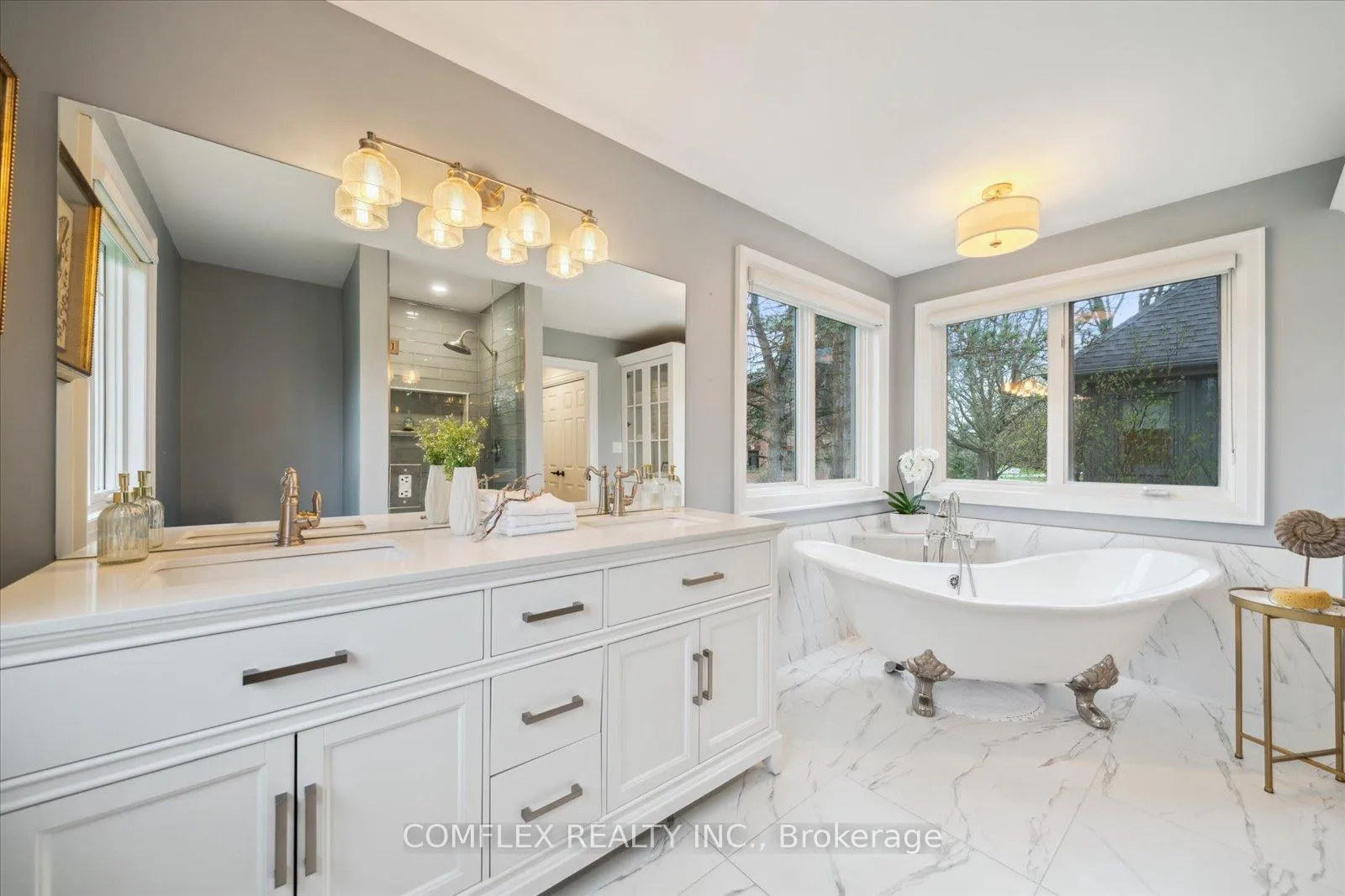 Photo 18 of 2 Taunus Court, Clarington, Rural Clarington — HOMEH