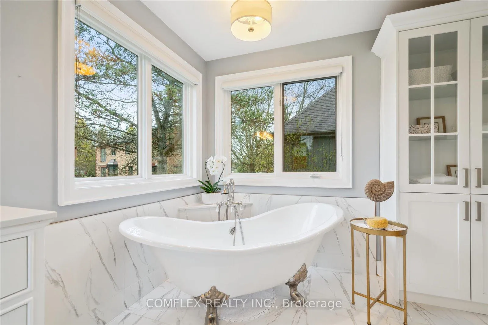 Photo 20 of 2 Taunus Court, Clarington, Rural Clarington — HOMEH
