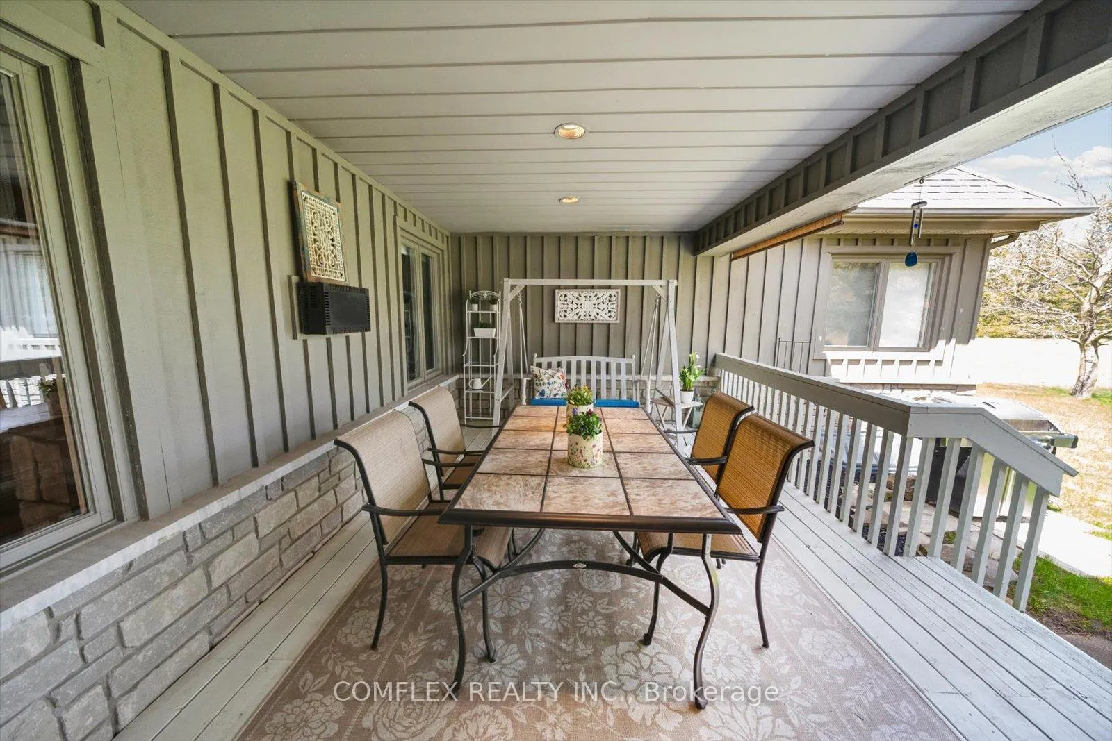 Photo 36 of 2 Taunus Court, Clarington, Rural Clarington — HOMEH