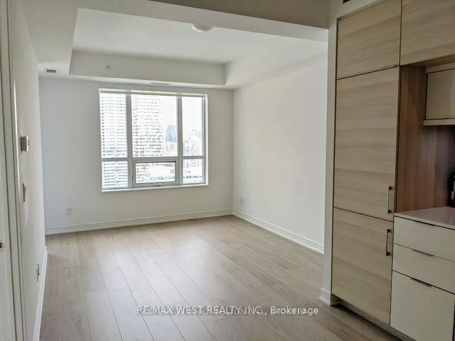 Photo 3 of Unit 2903, 88 Scott Street, Toronto, Church-Yonge Corridor — HOMEH