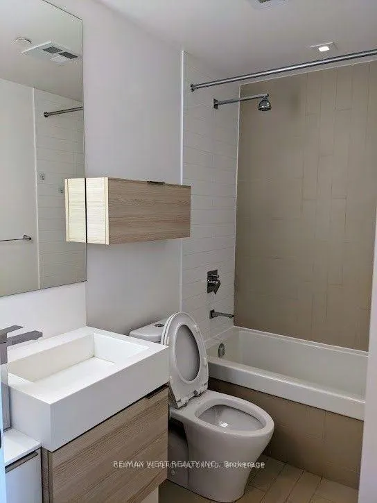 Photo 10 of Unit 2903, 88 Scott Street, Toronto, Church-Yonge Corridor — HOMEH