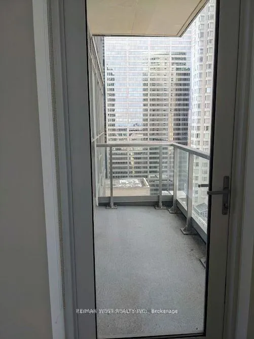 Photo 11 of Unit 2903, 88 Scott Street, Toronto, Church-Yonge Corridor — HOMEH