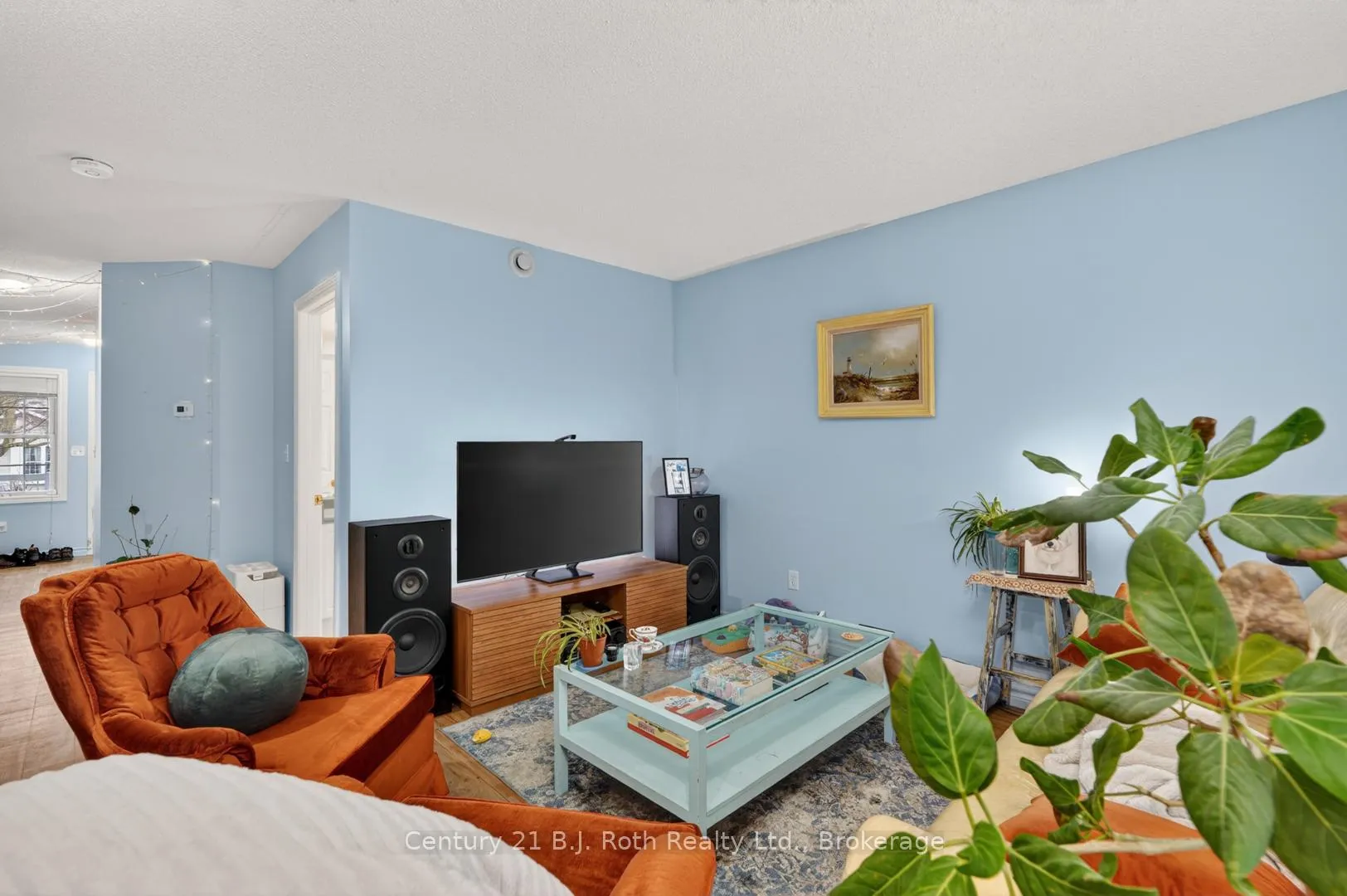 Photo 4 of 275 Hiram Street, Bracebridge, Macaulay — HOMEH