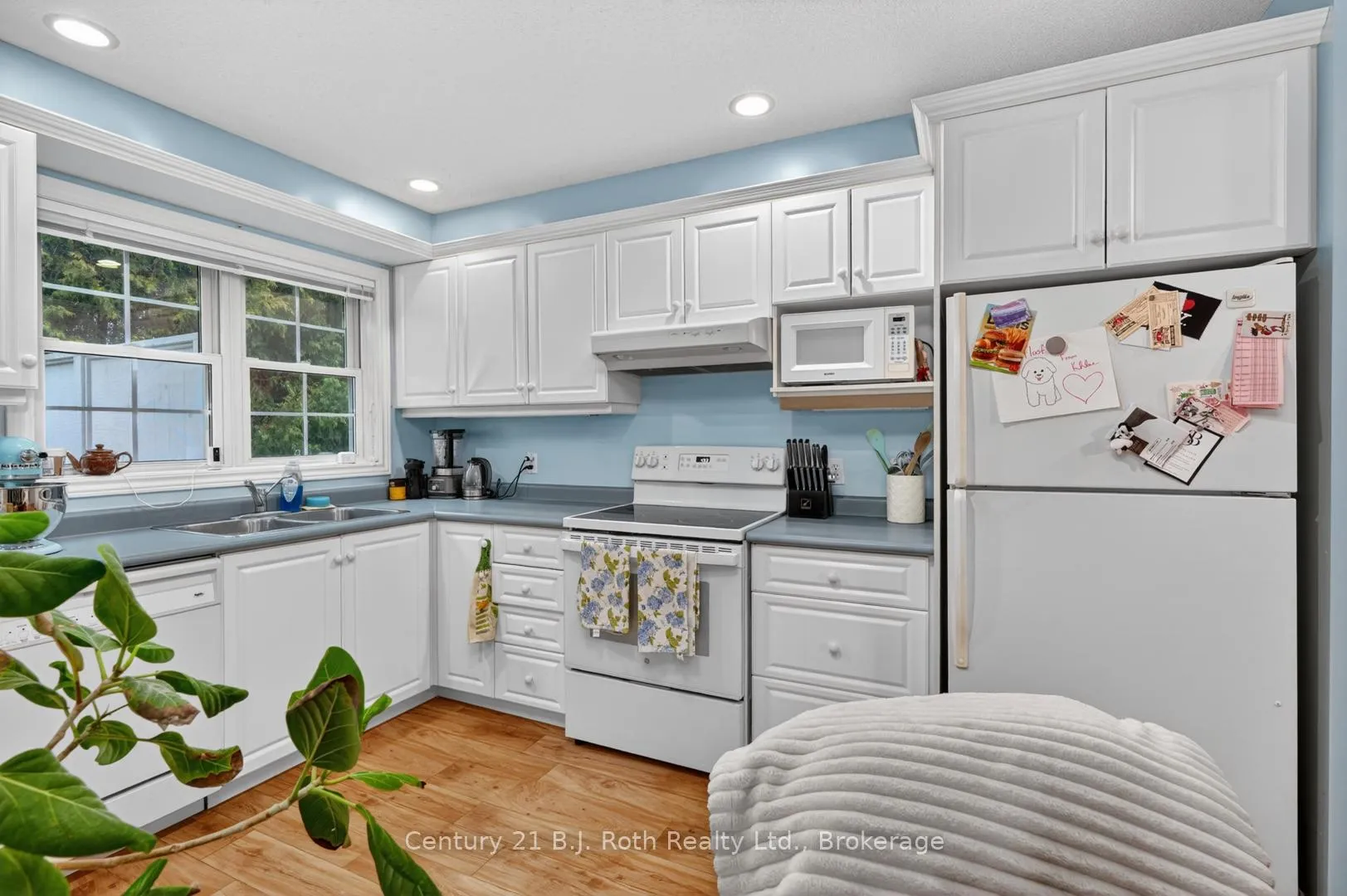 Photo 7 of 275 Hiram Street, Bracebridge, Macaulay — HOMEH