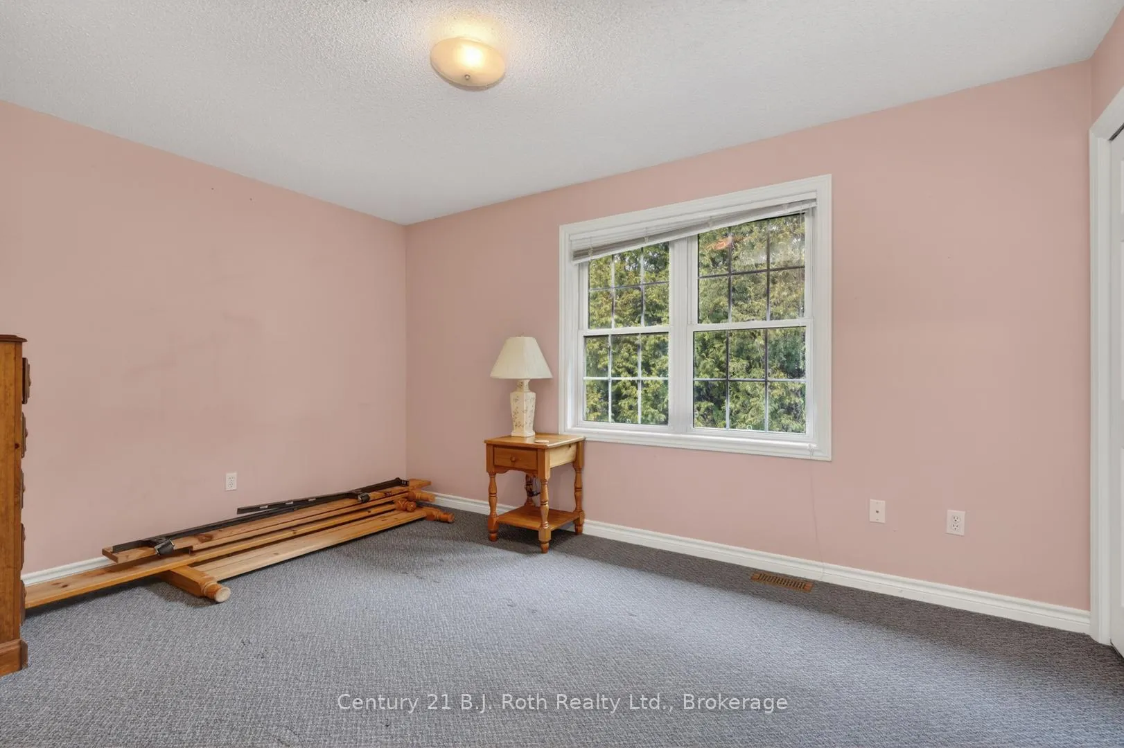 Photo 17 of 275 Hiram Street, Bracebridge, Macaulay — HOMEH