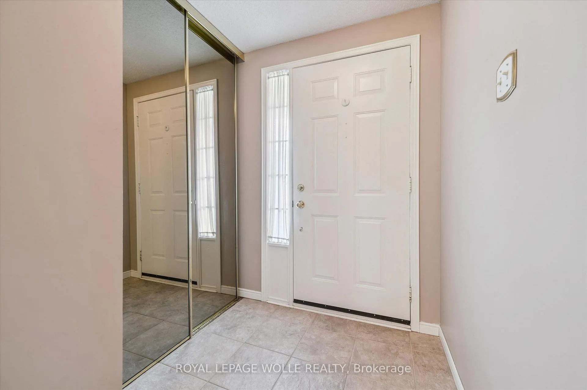 Photo 5 of Unit 1, 496 Beechwood Drive, Waterloo — HOMEH