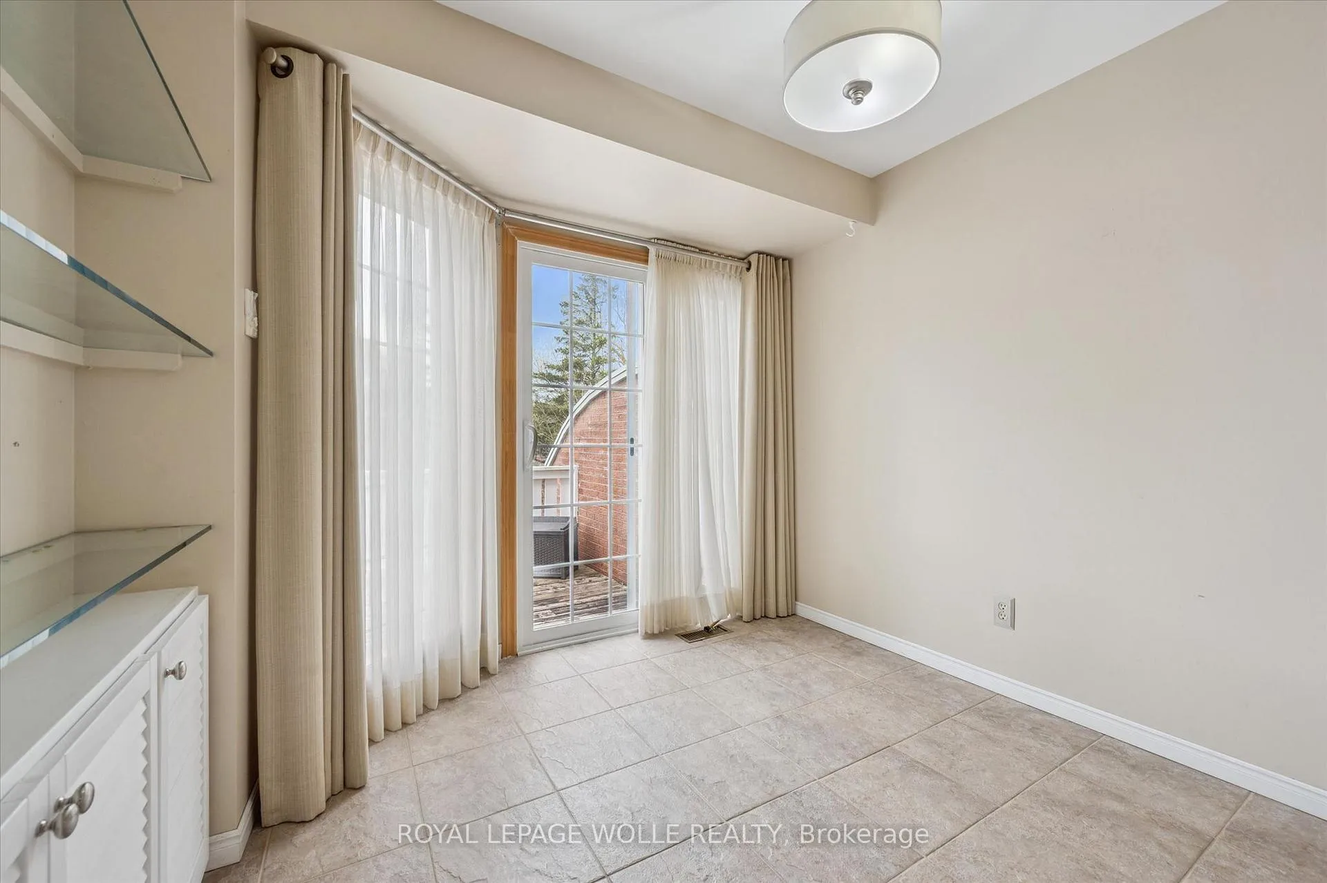 Photo 13 of Unit 1, 496 Beechwood Drive, Waterloo — HOMEH