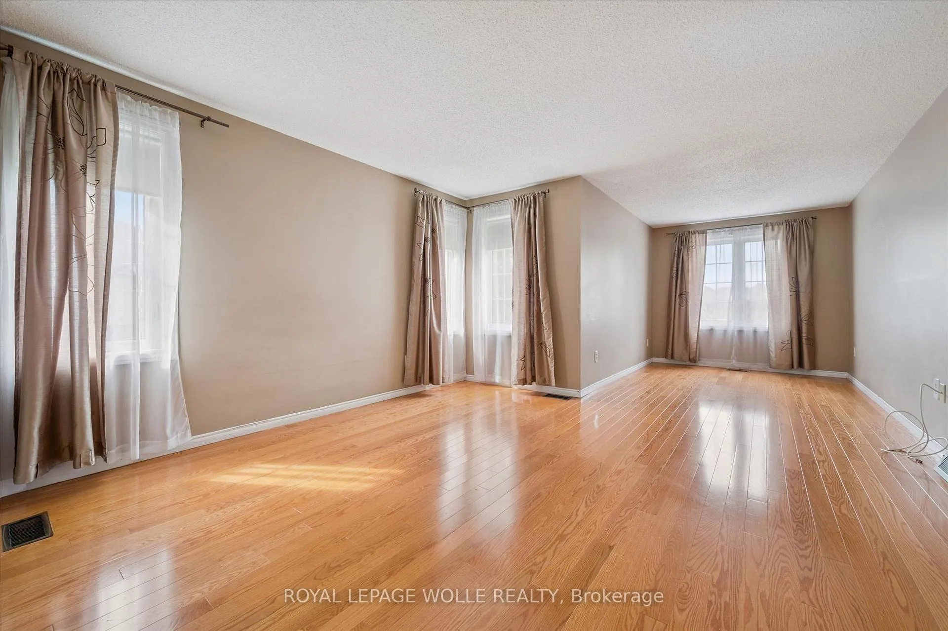 Photo 25 of Unit 1, 496 Beechwood Drive, Waterloo — HOMEH