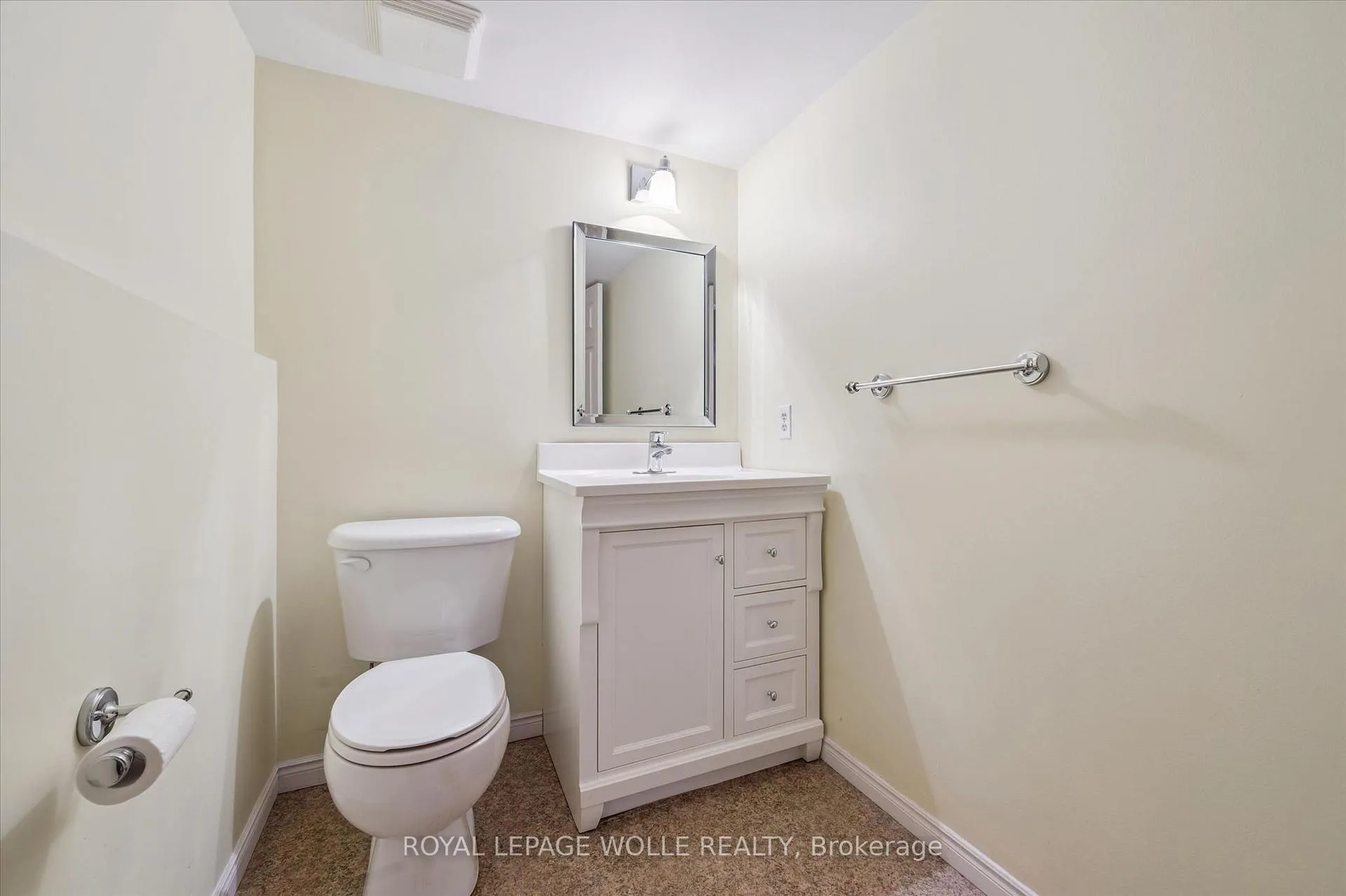 Photo 36 of Unit 1, 496 Beechwood Drive, Waterloo — HOMEH