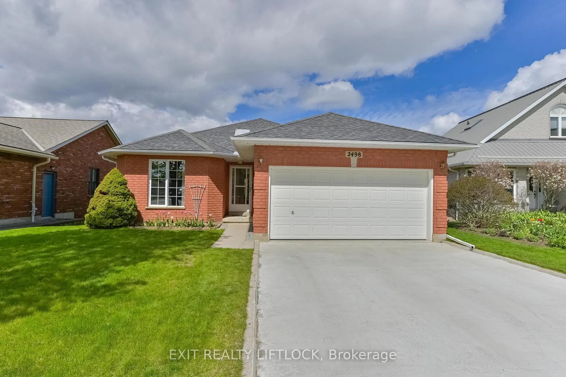 Photo 1 of 2498 Marsdale Drive, Peterborough, Ashburnham Ward 4 — HOMEH