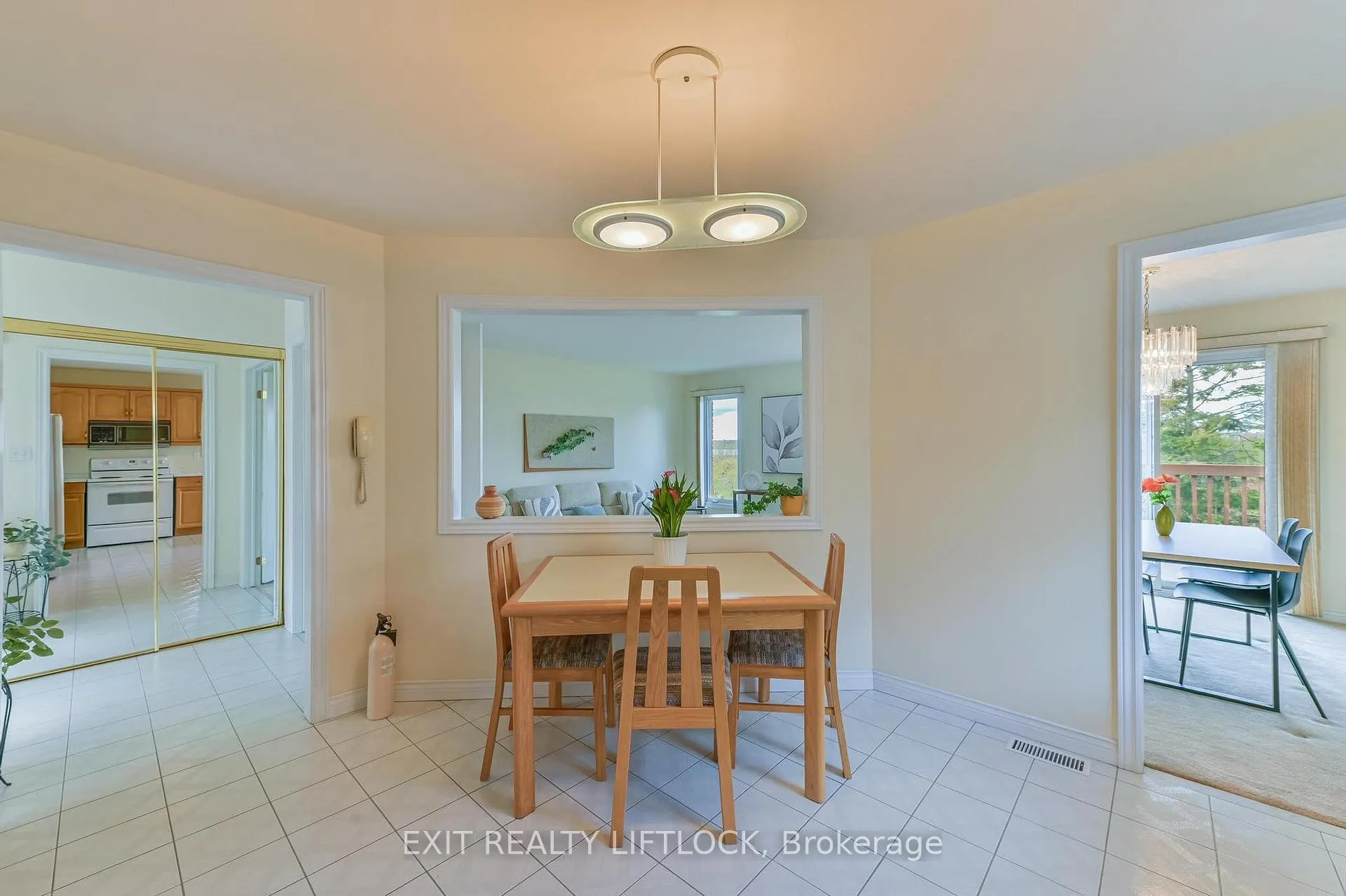 Photo 10 of 2498 Marsdale Drive, Peterborough, Ashburnham Ward 4 — HOMEH