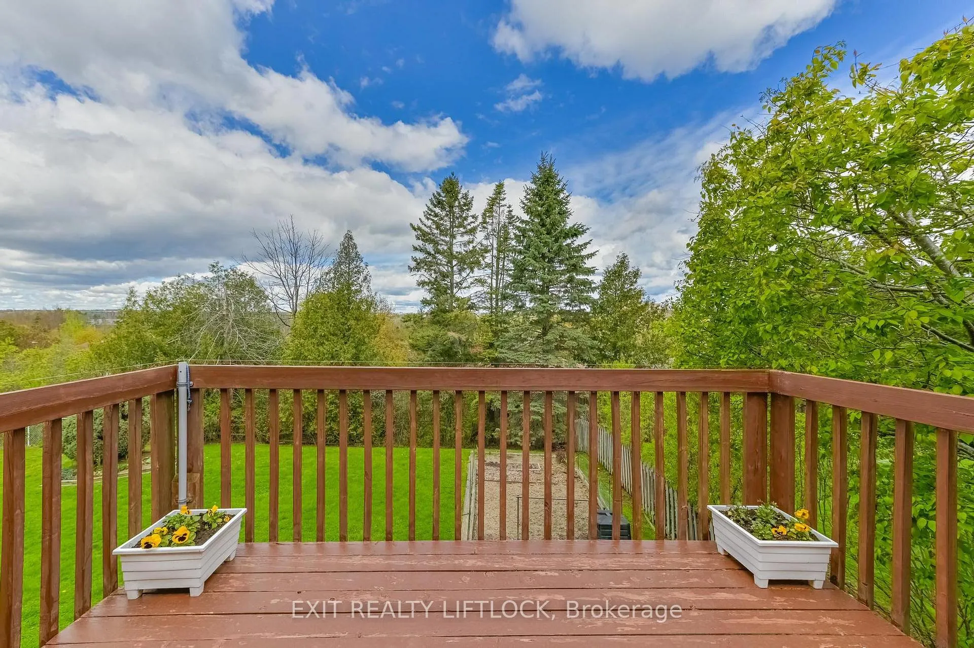 Photo 16 of 2498 Marsdale Drive, Peterborough, Ashburnham Ward 4 — HOMEH