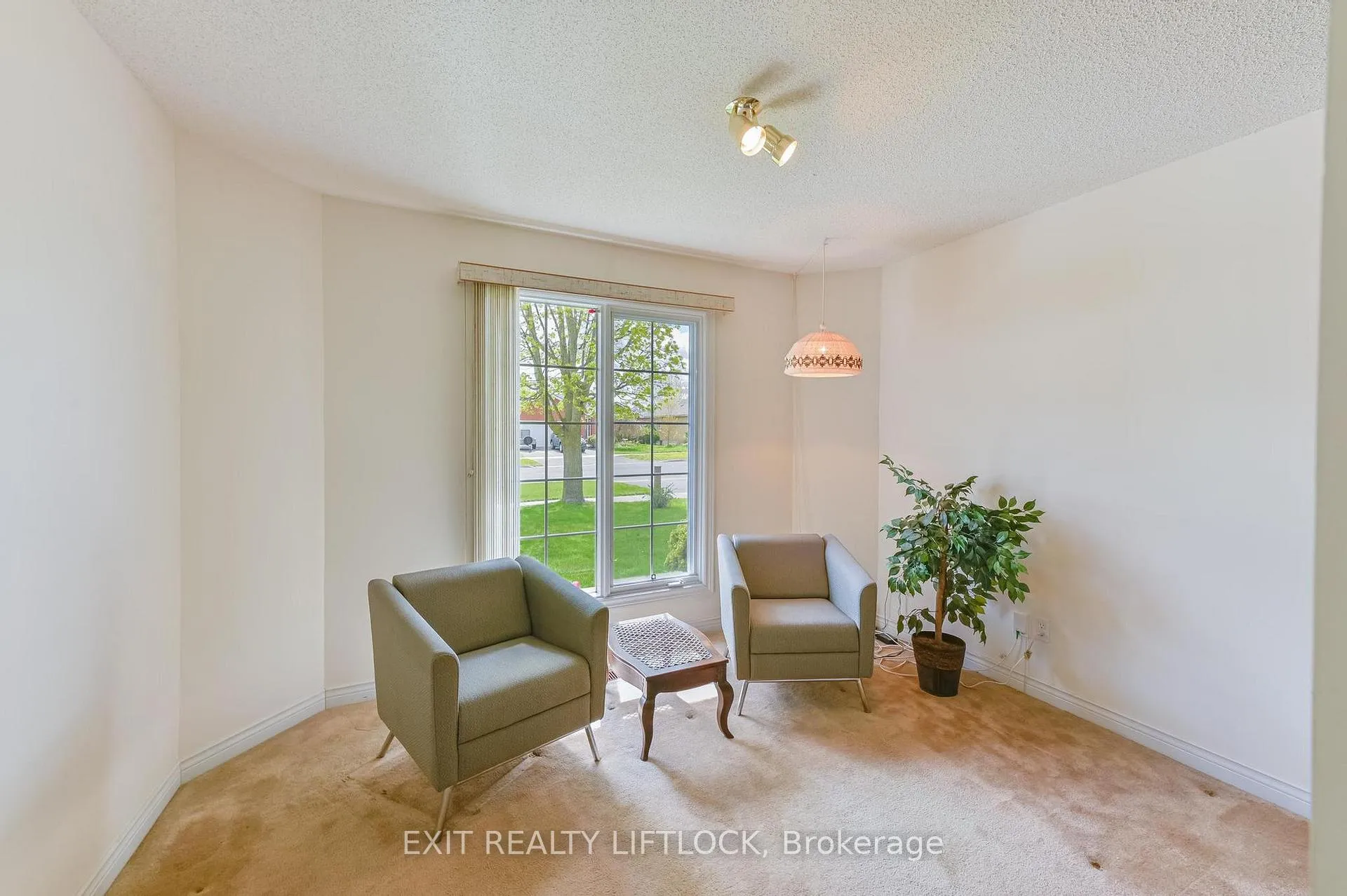 Photo 19 of 2498 Marsdale Drive, Peterborough, Ashburnham Ward 4 — HOMEH
