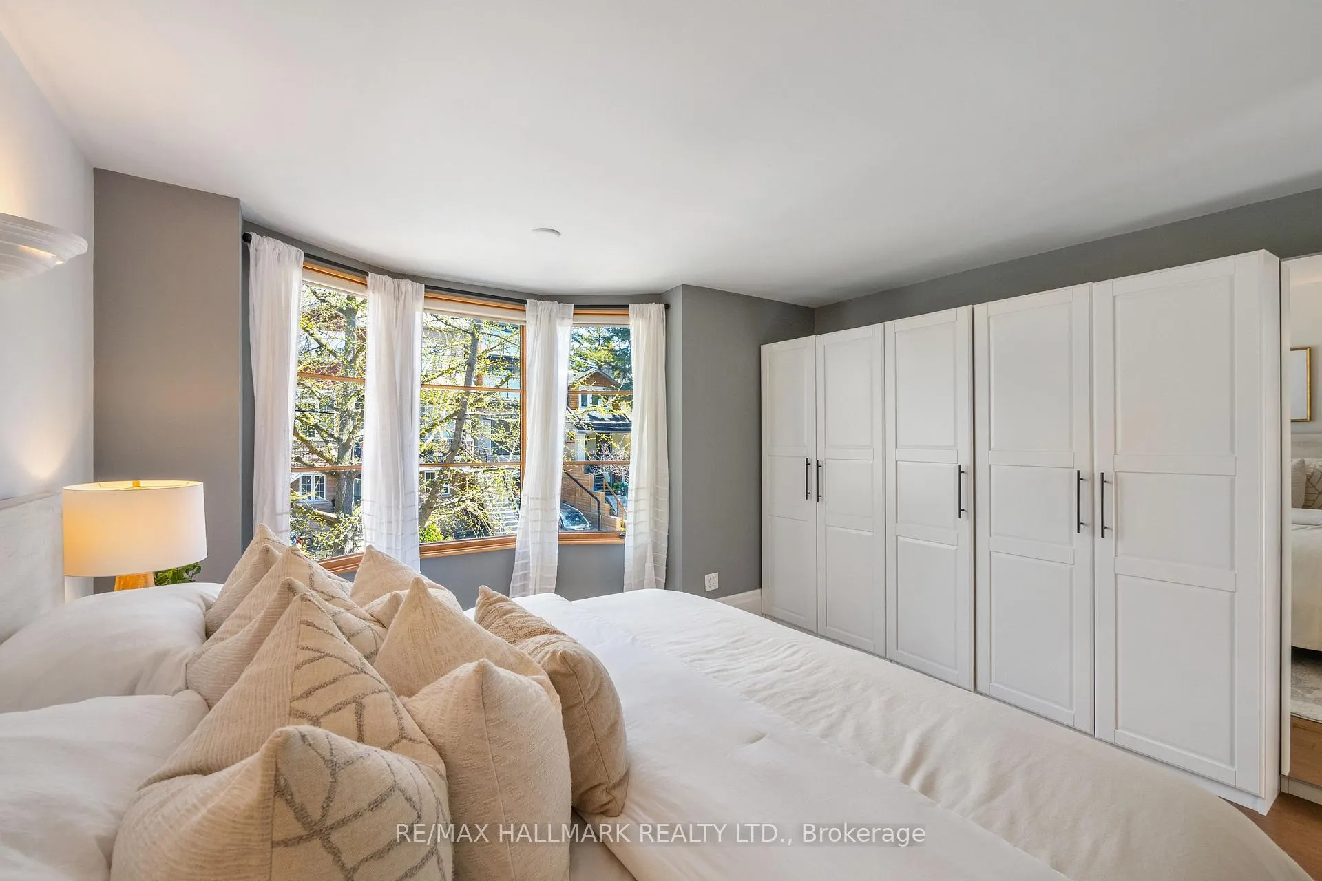 Photo 18 of 272 Kenilworth Avenue, Toronto, The Beaches — HOMEH