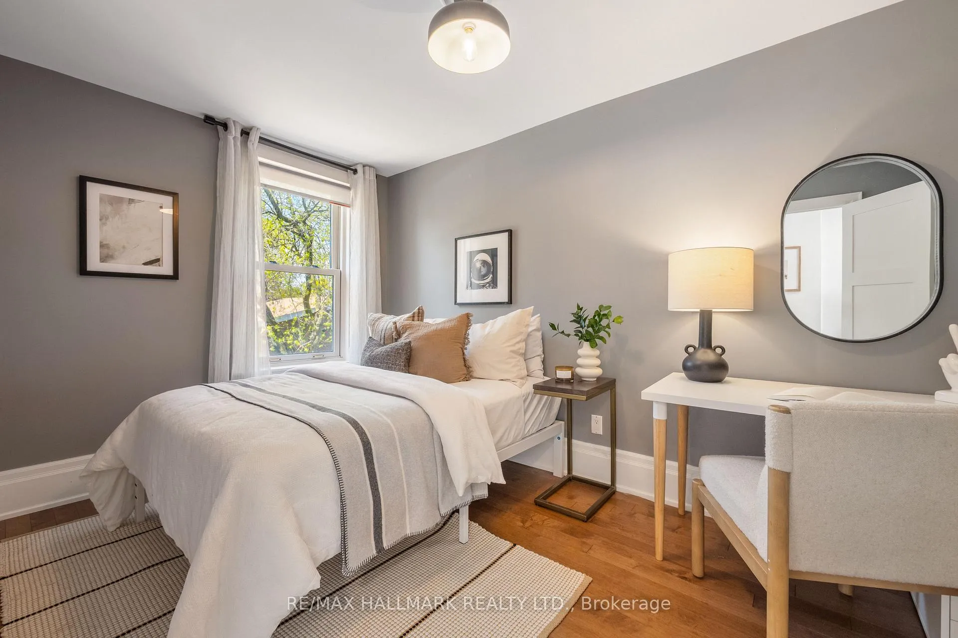 Photo 20 of 272 Kenilworth Avenue, Toronto, The Beaches — HOMEH