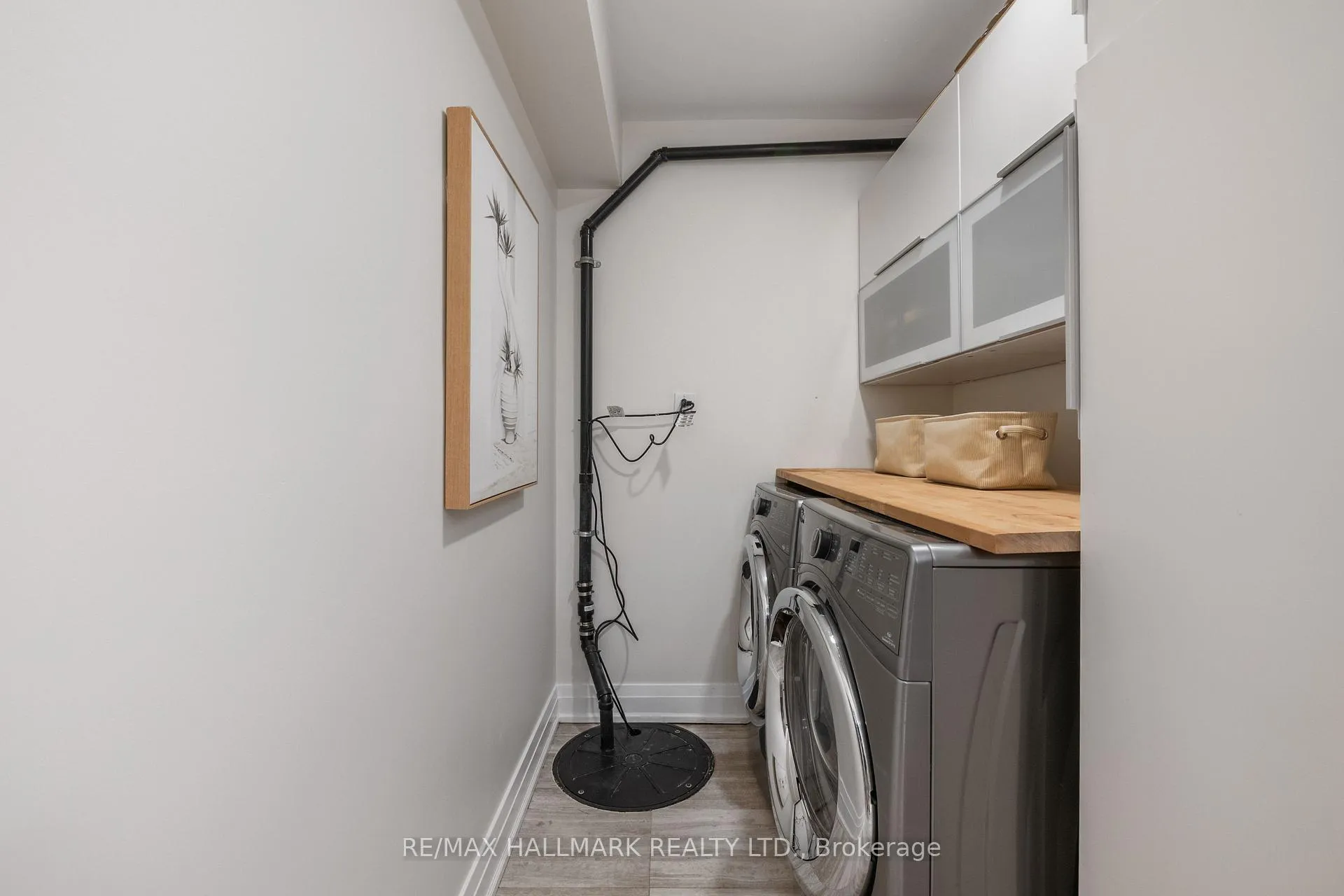 Photo 31 of 272 Kenilworth Avenue, Toronto, The Beaches — HOMEH