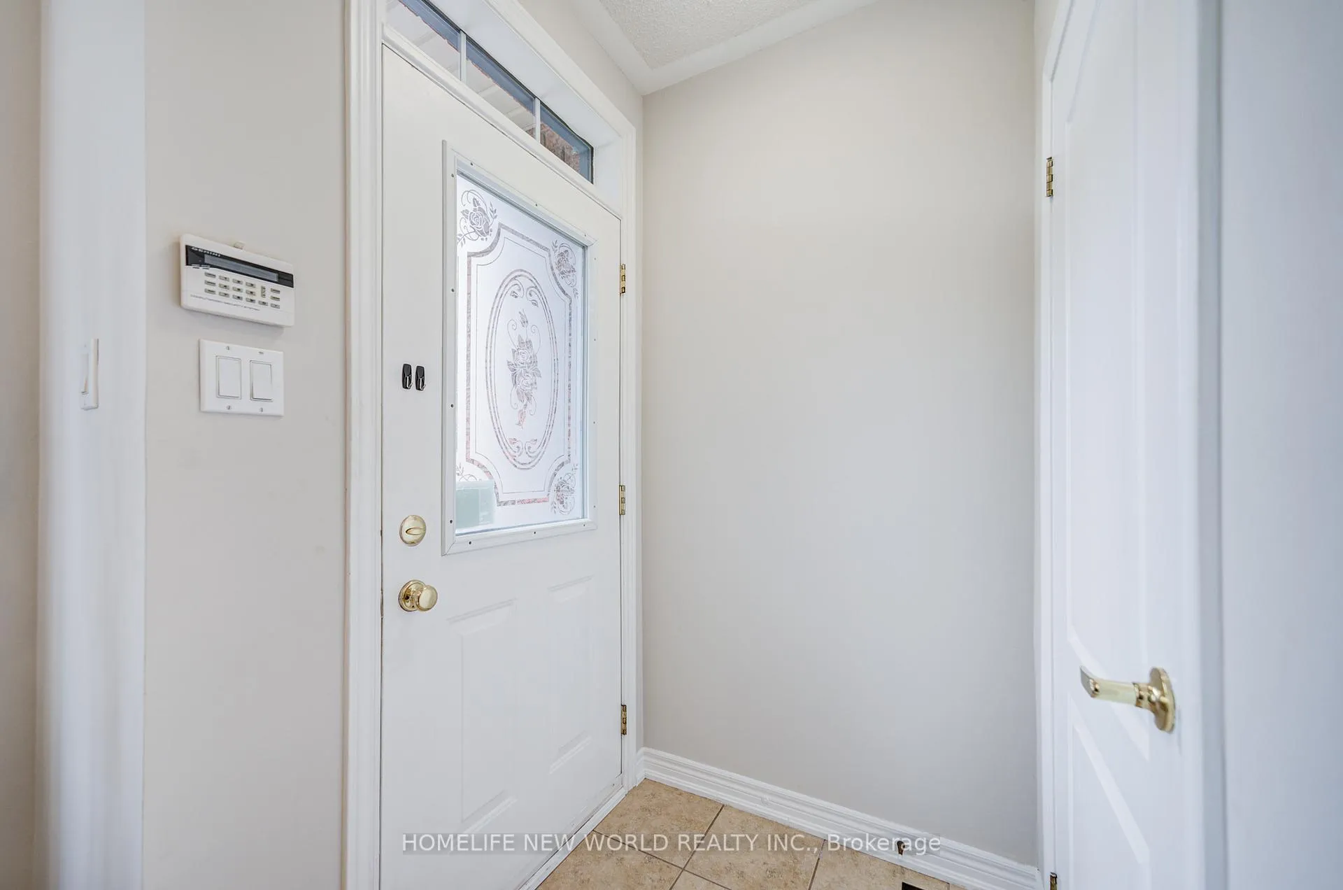 Photo 5 of 58 Saint Damian Avenue, Vaughan, Vellore Village — HOMEH