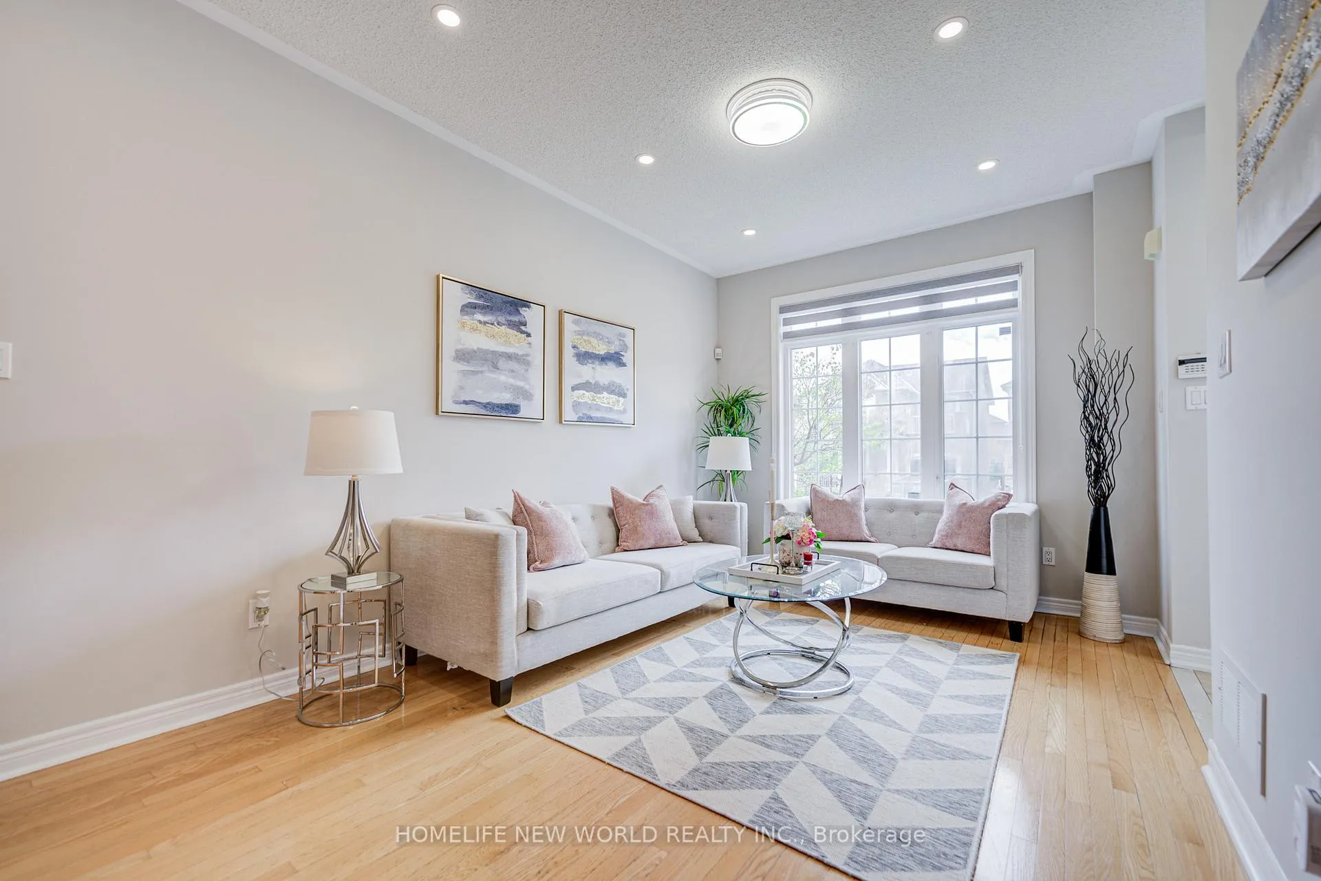 Photo 8 of 58 Saint Damian Avenue, Vaughan, Vellore Village — HOMEH