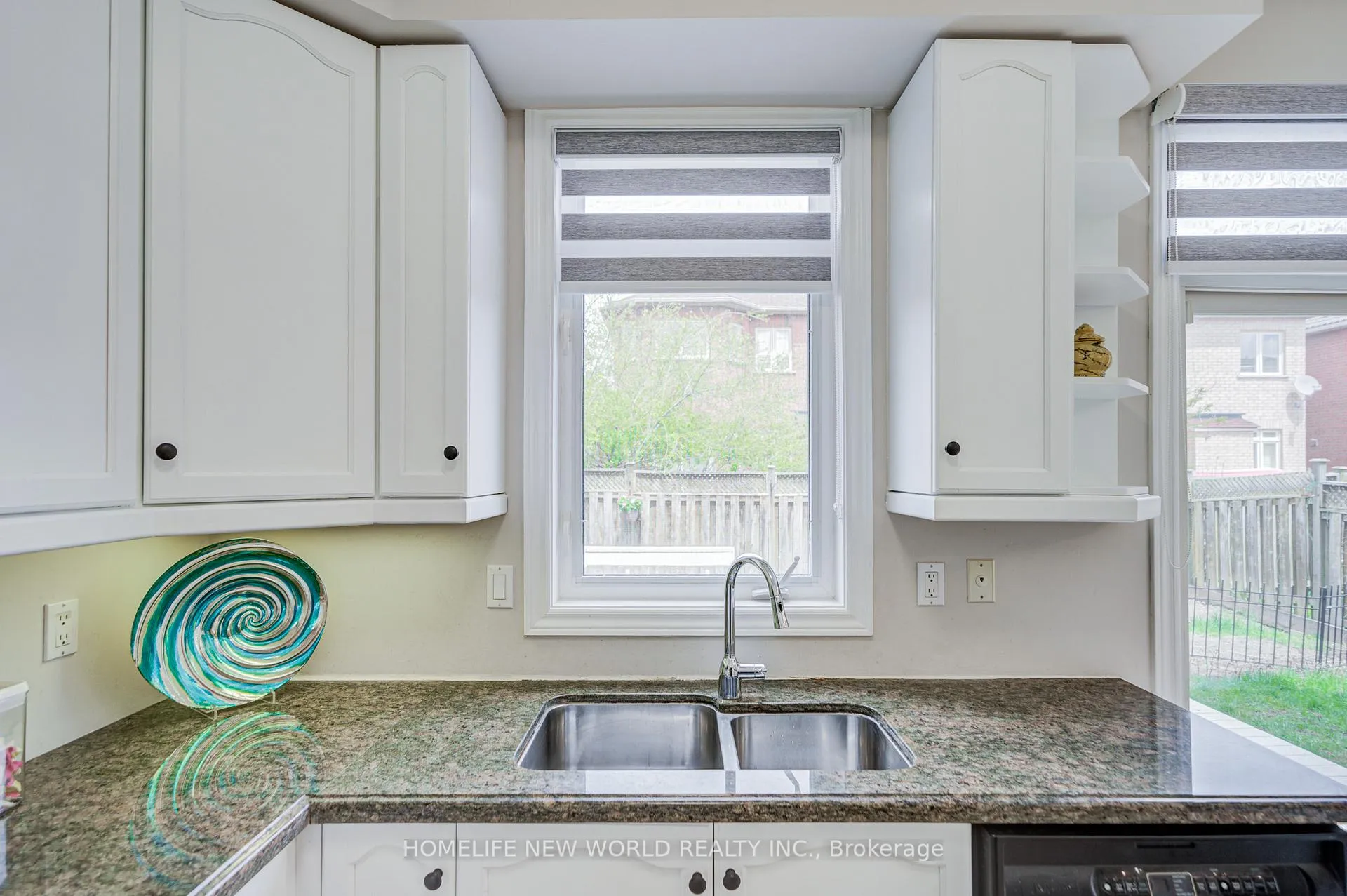 Photo 18 of 58 Saint Damian Avenue, Vaughan, Vellore Village — HOMEH