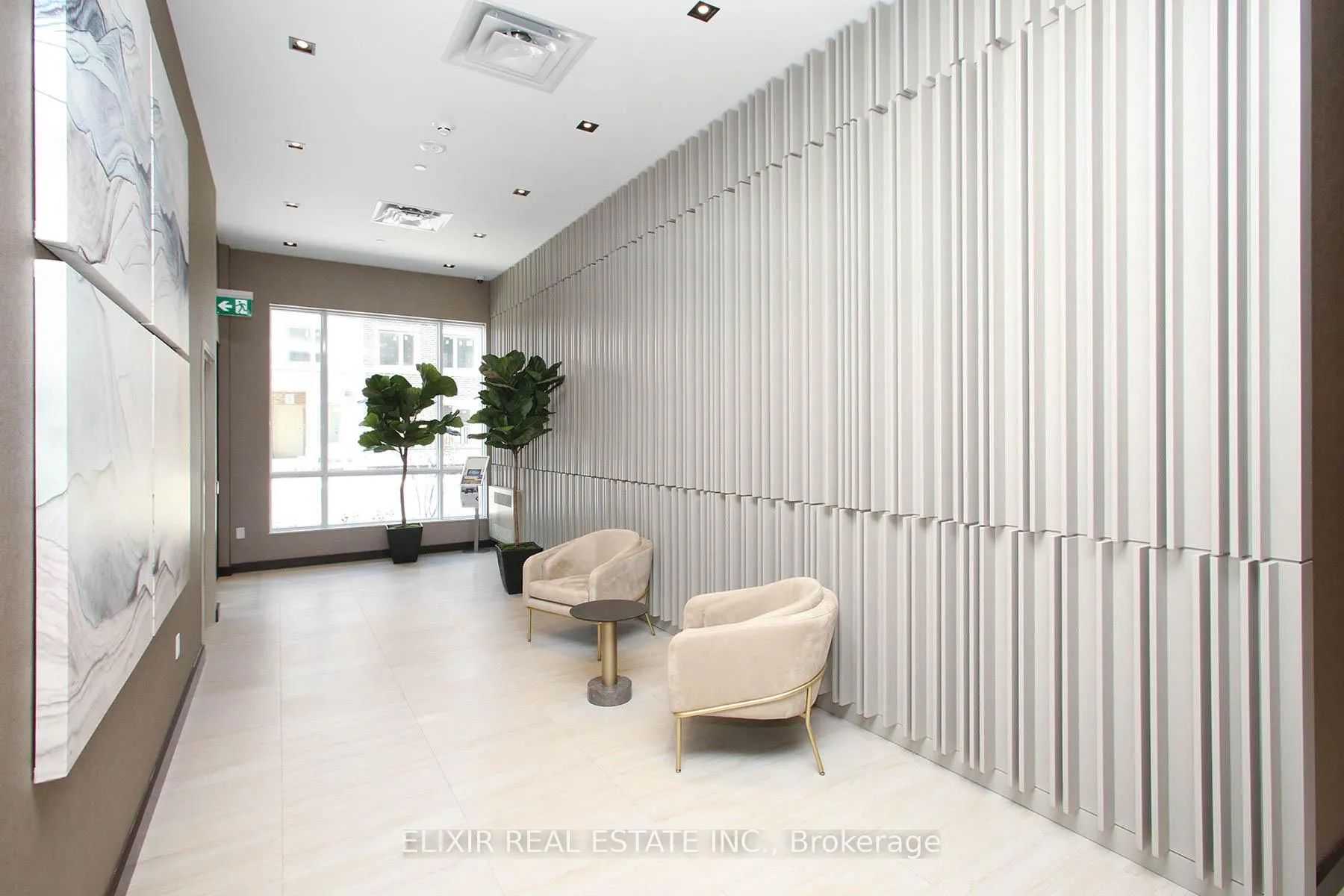 Photo 17 of Unit 522, 60 Honeycrisp Crescent, Vaughan, Vaughan Corporate Centre — HOMEH