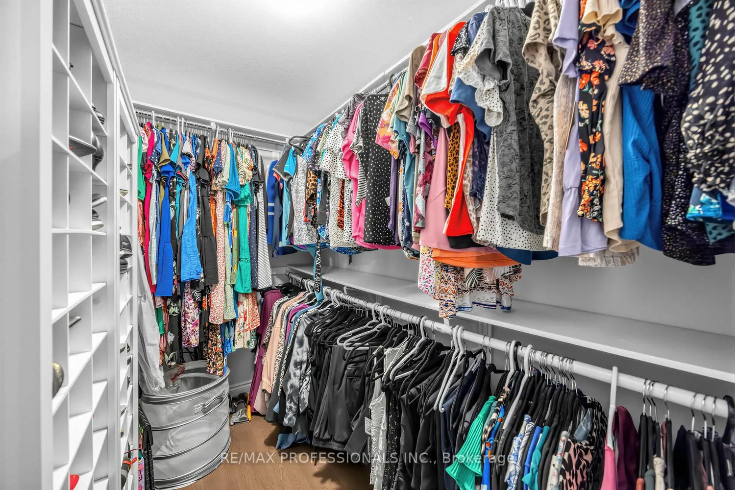 Photo 24 of 44 Oakmore Lane, Brampton, Bram West — HOMEH