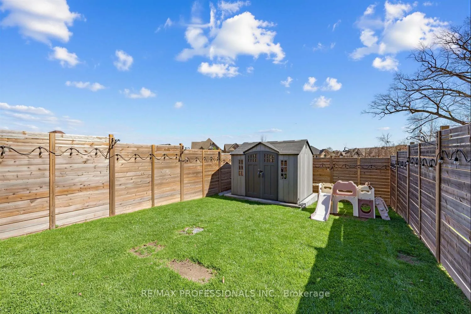 Photo 33 of 44 Oakmore Lane, Brampton, Bram West — HOMEH