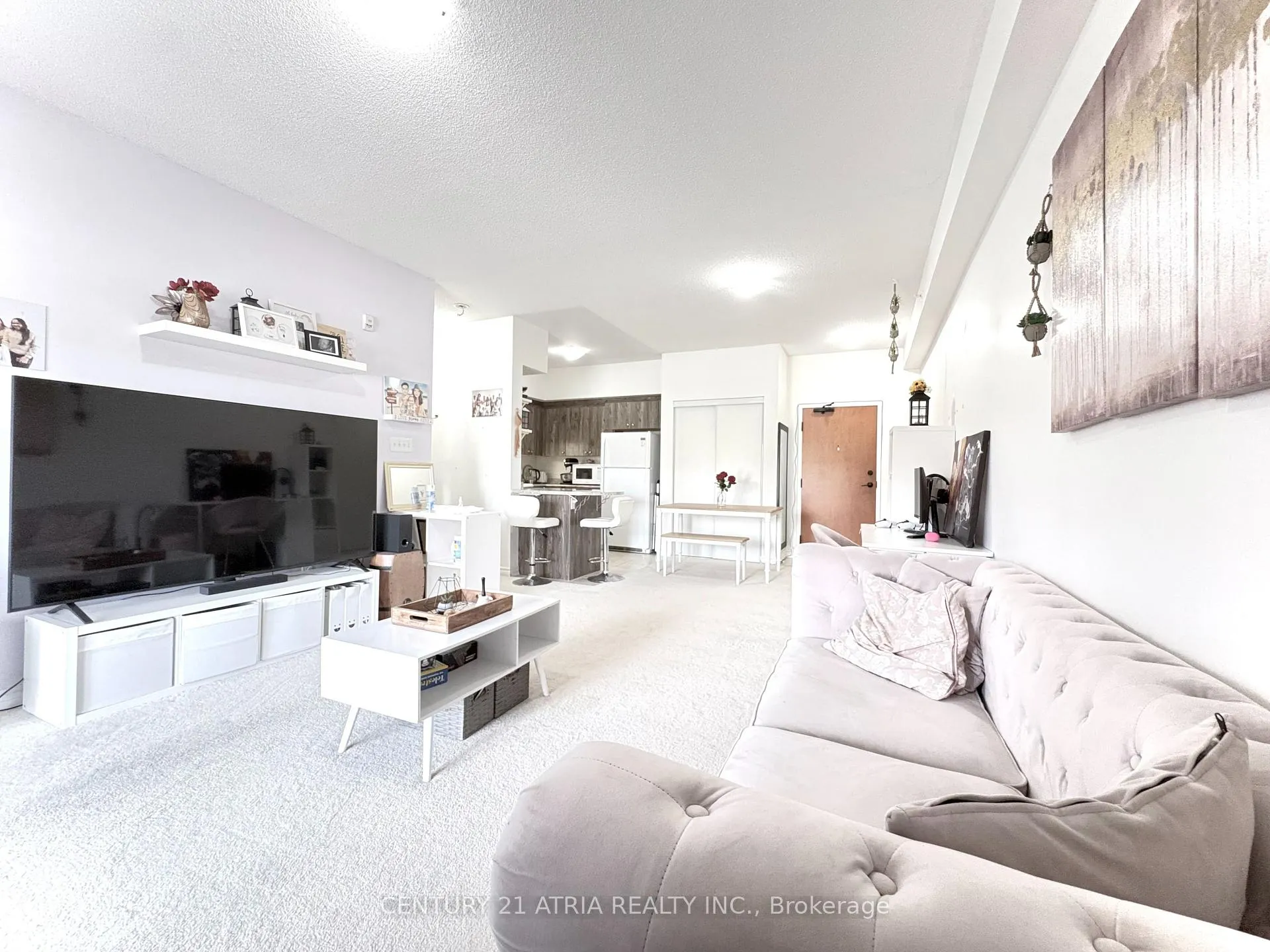 Photo 8 of Unit 109, 720 Yonge Street, Barrie, Painswick South — HOMEH