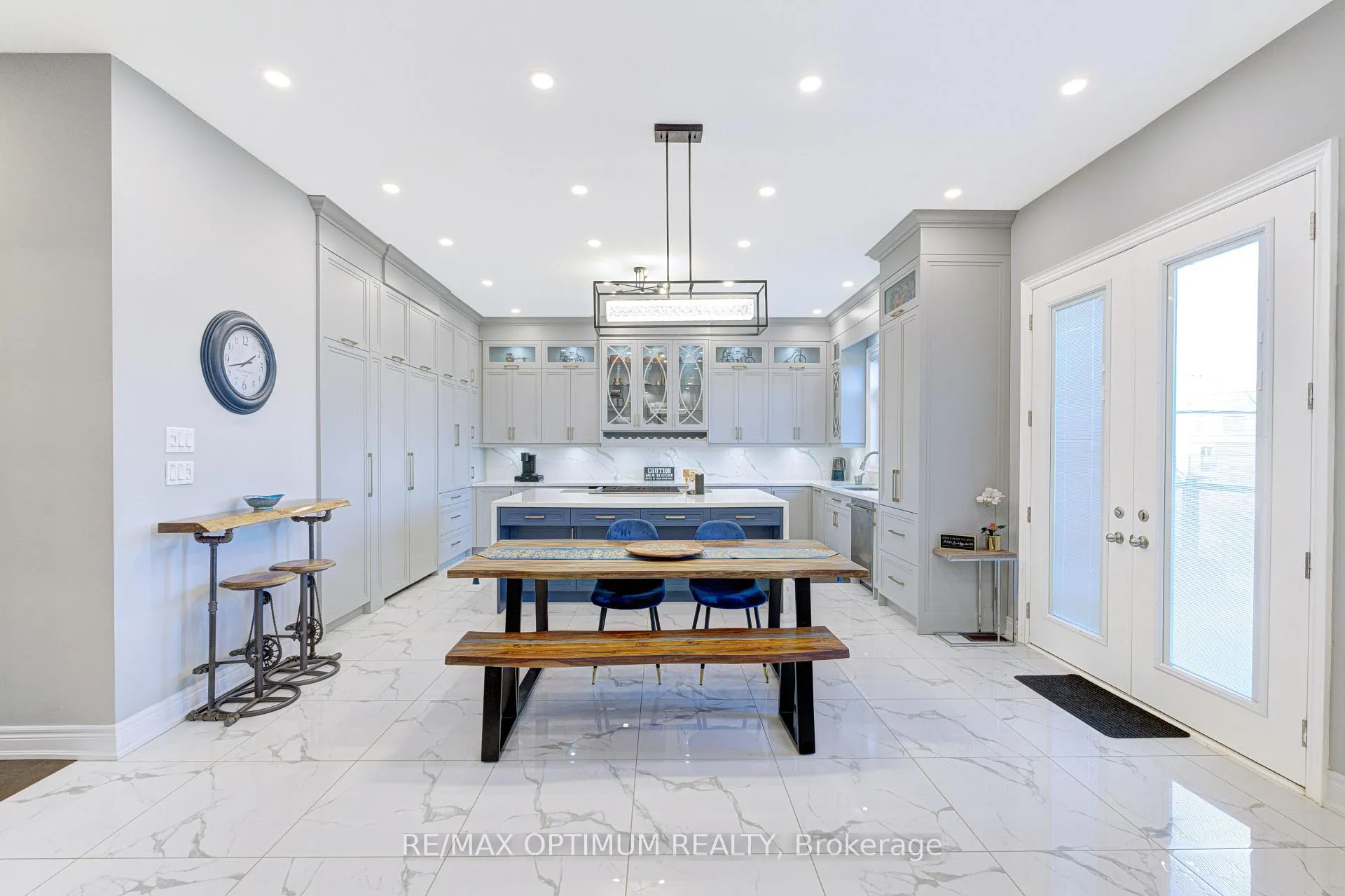 Photo 12 of 51 Dairymaid Road, Brampton, Credit Valley — HOMEH