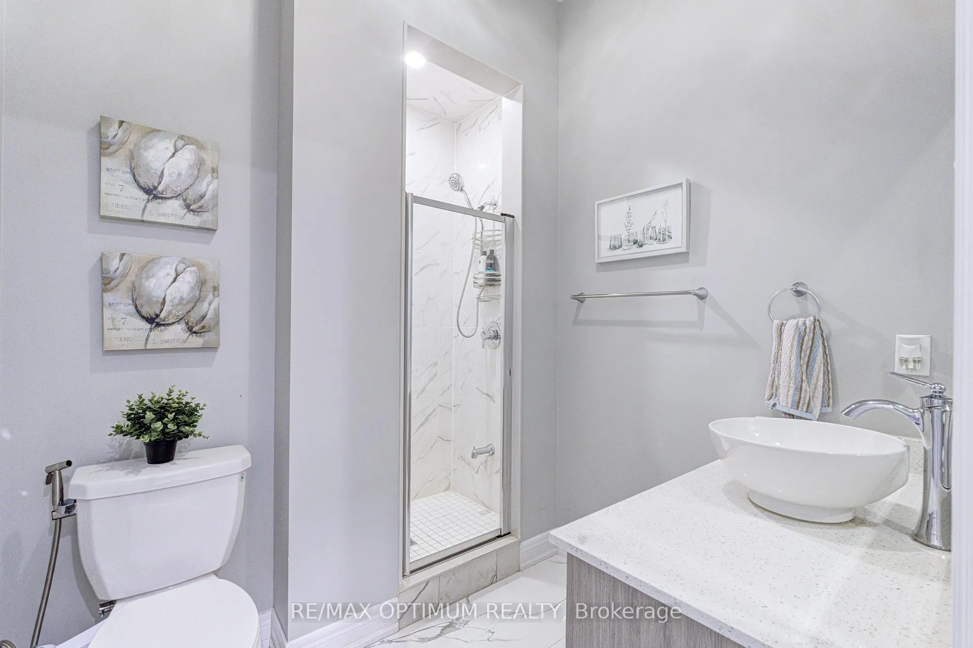 Photo 18 of 51 Dairymaid Road, Brampton, Credit Valley — HOMEH
