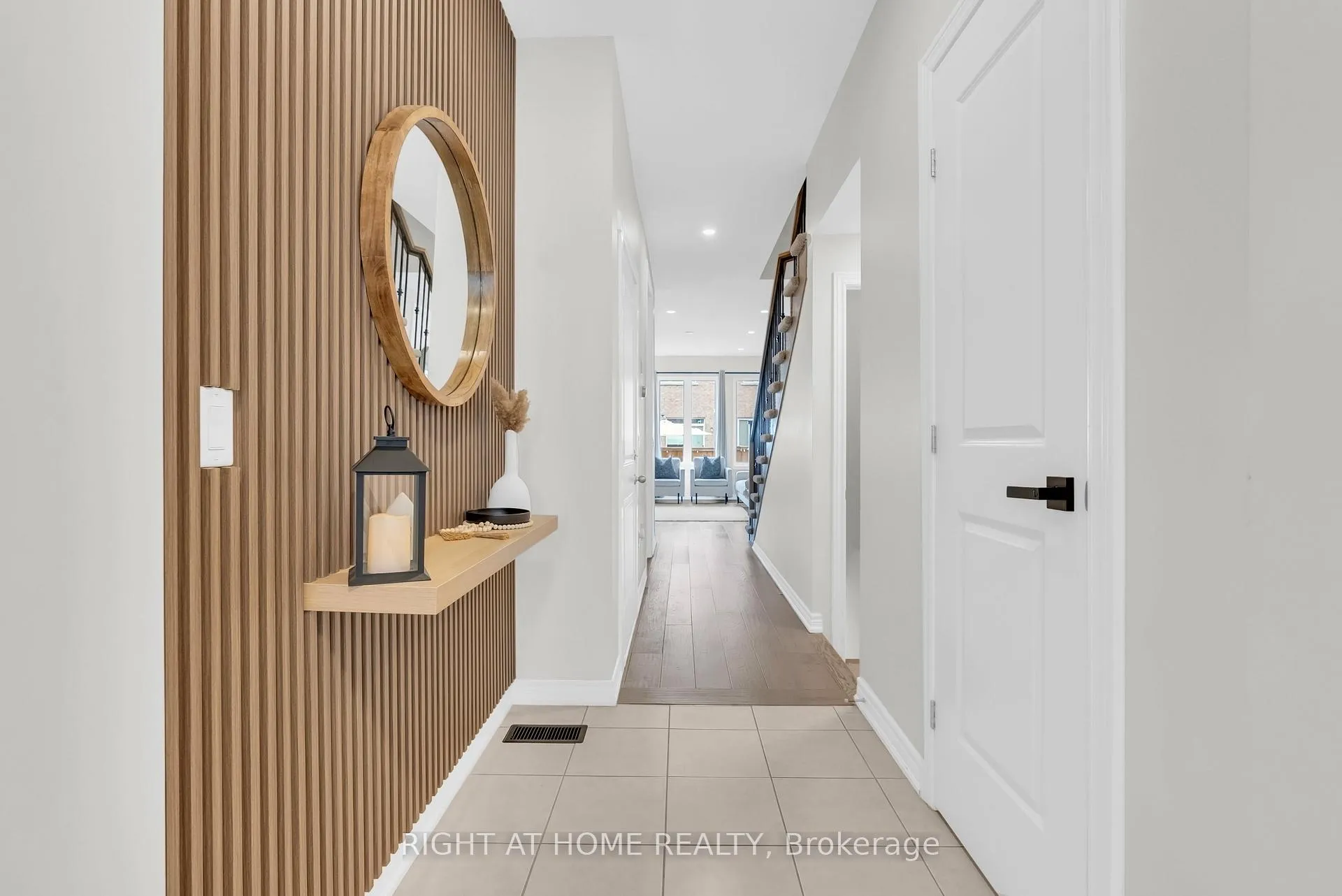 Photo 6 of 35 Talence Drive, Hamilton, Stoney Creek Mountain — HOMEH