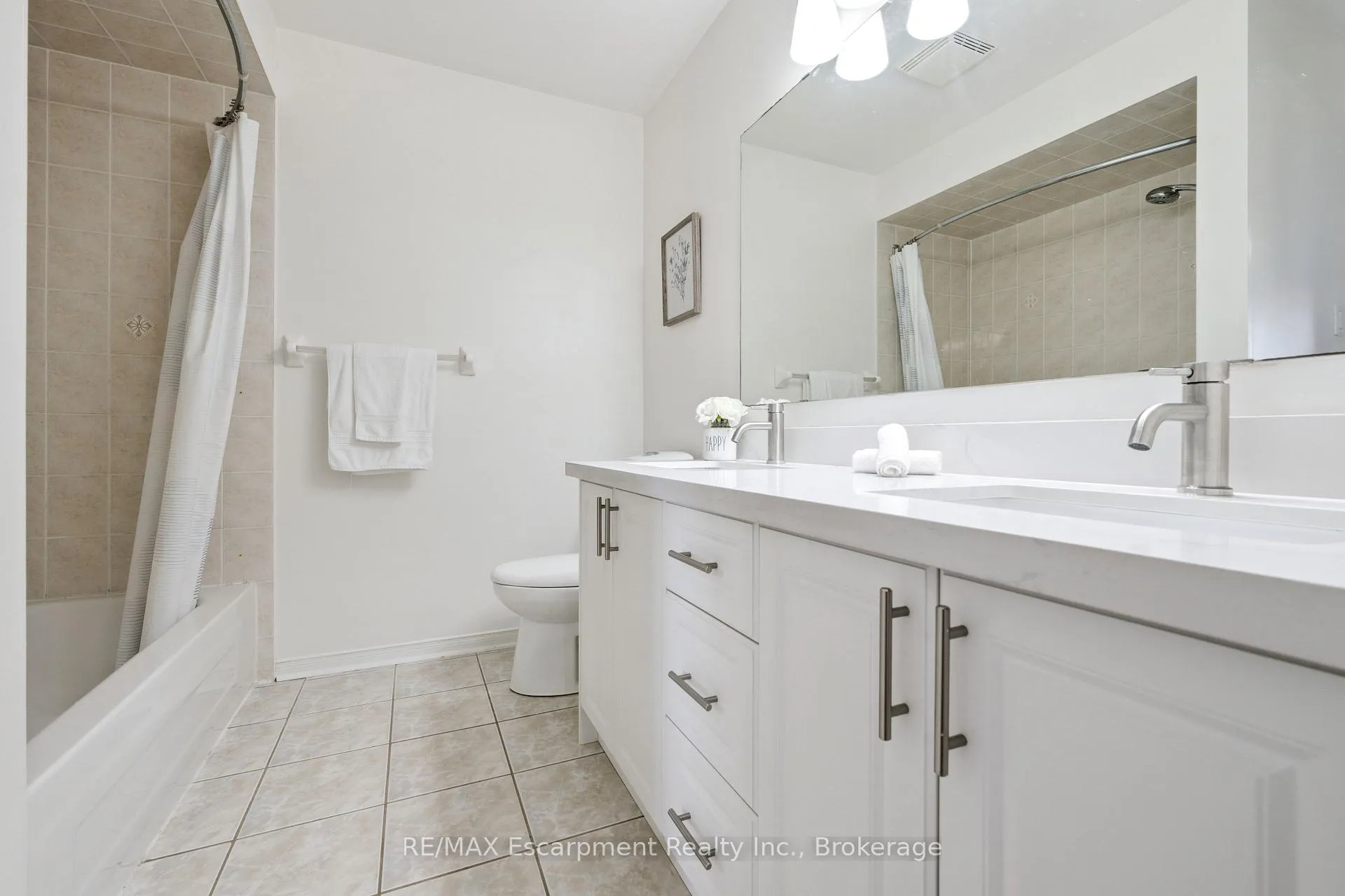 Photo 25 of 5360 Dryden Avenue, Burlington, Orchard — HOMEH