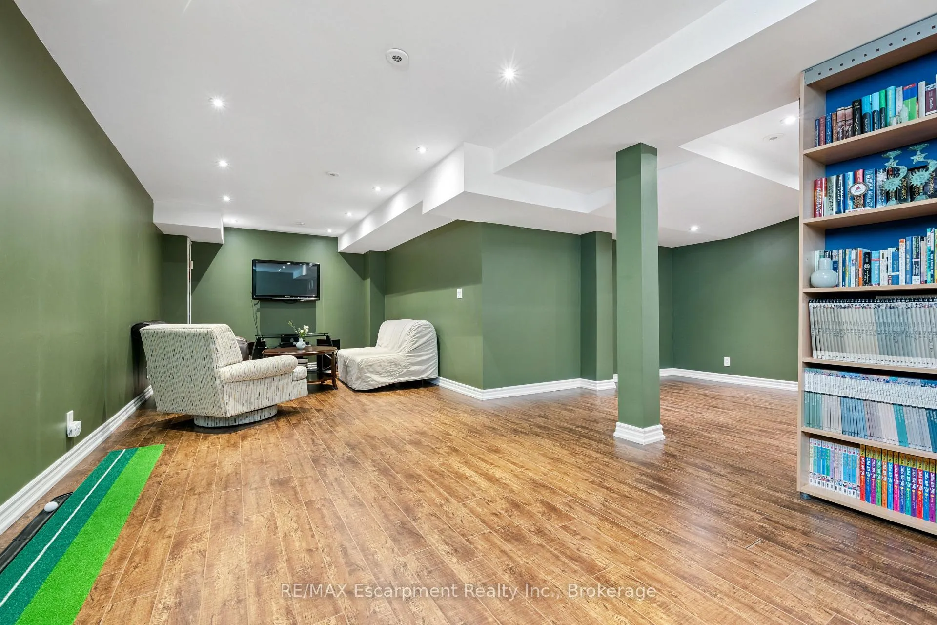 Photo 28 of 5360 Dryden Avenue, Burlington, Orchard — HOMEH